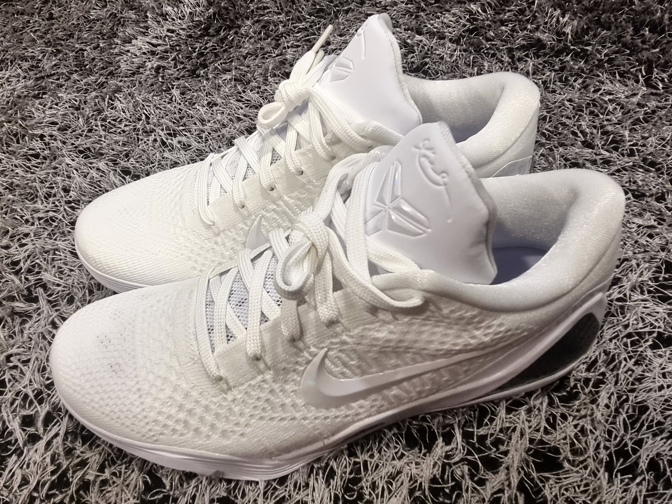 Nike Kobe 9 Elite Low Protro Halo 착용 스타일 - 1