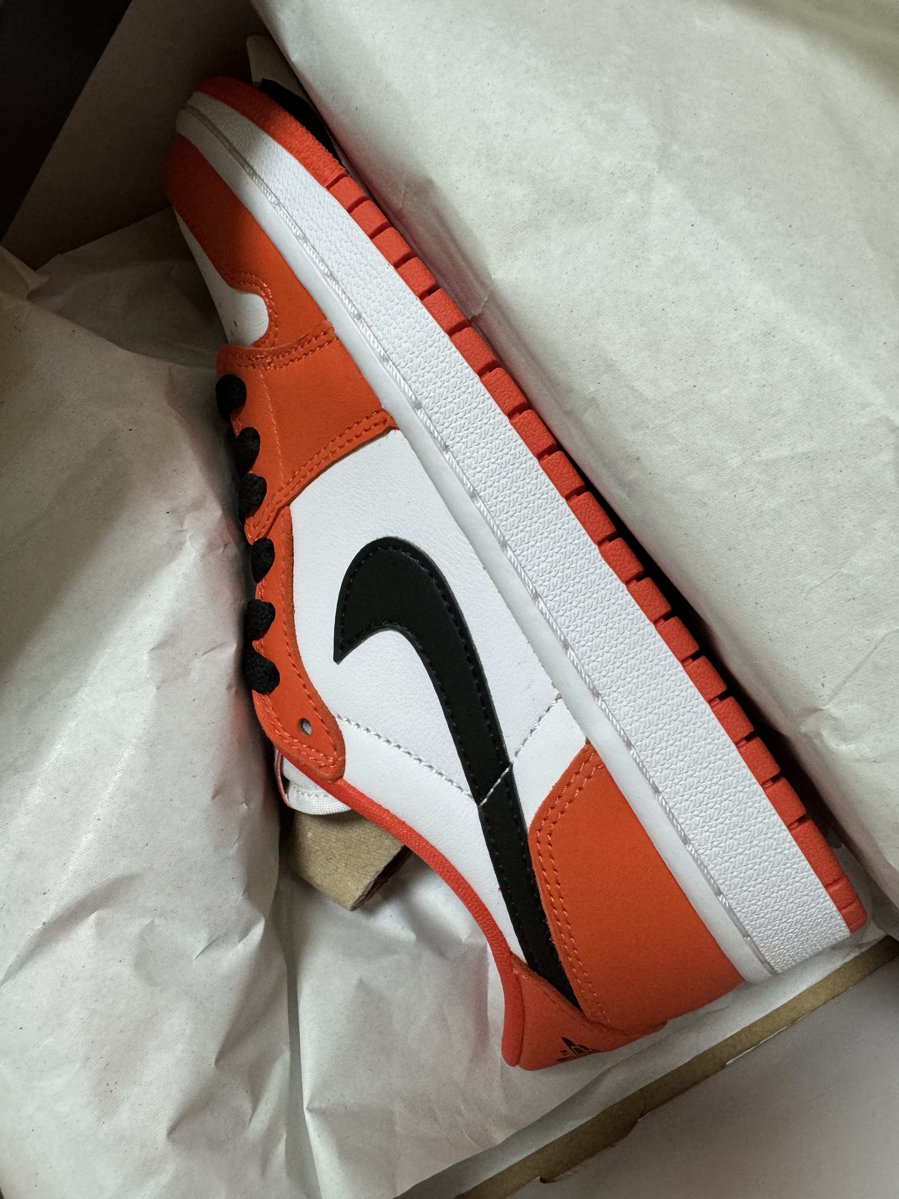 (GS) Jordan 1 Low OG Starfish 착용 스타일