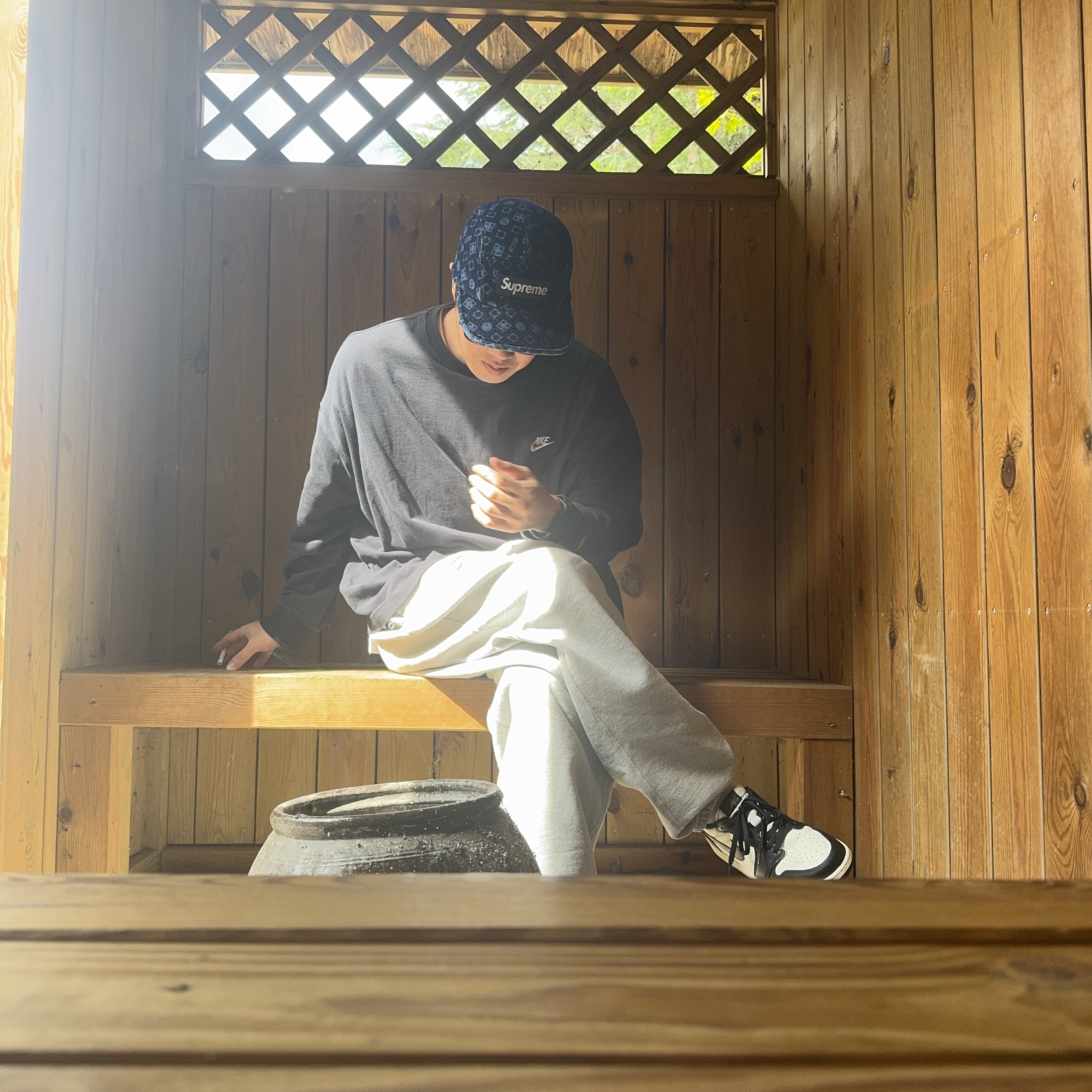 Supreme Flocked Denim Camp Cap Blue - 24FW, Nike x Peaceminusone LS T-Shirt Black (DR0098-010) 착용 스타일 - 1