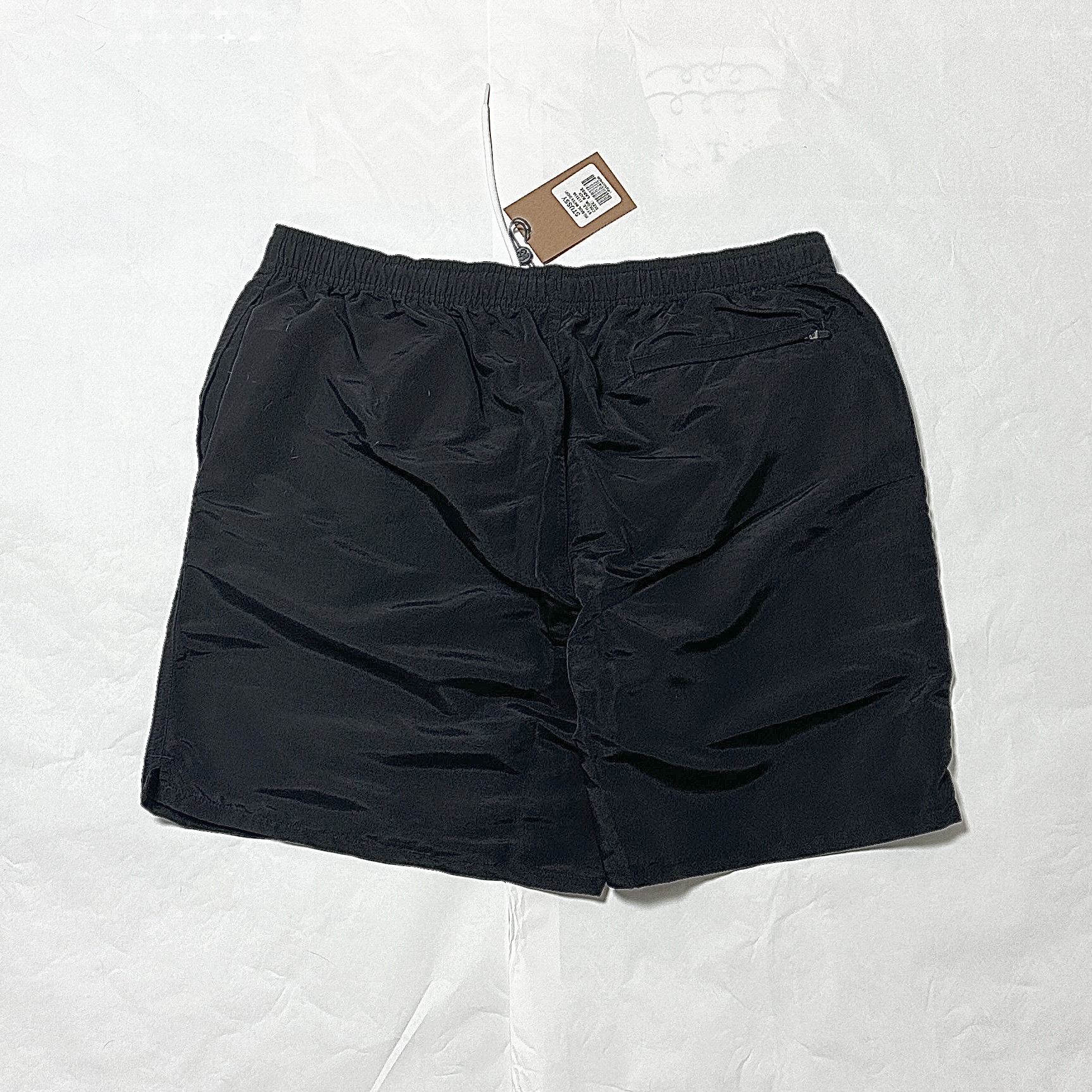 Stussy Big Basic Water Shorts Black 착용 스타일 - 2