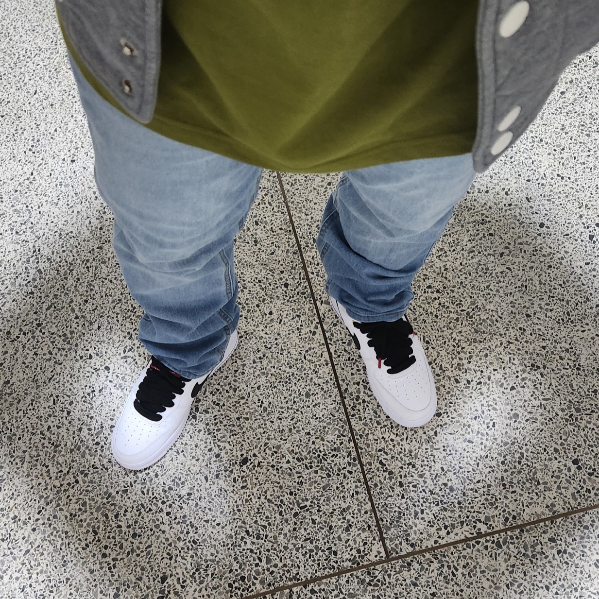 Nike x Peaceminusone Air Force 1 Low Para-Noise 2.0 착용 스타일