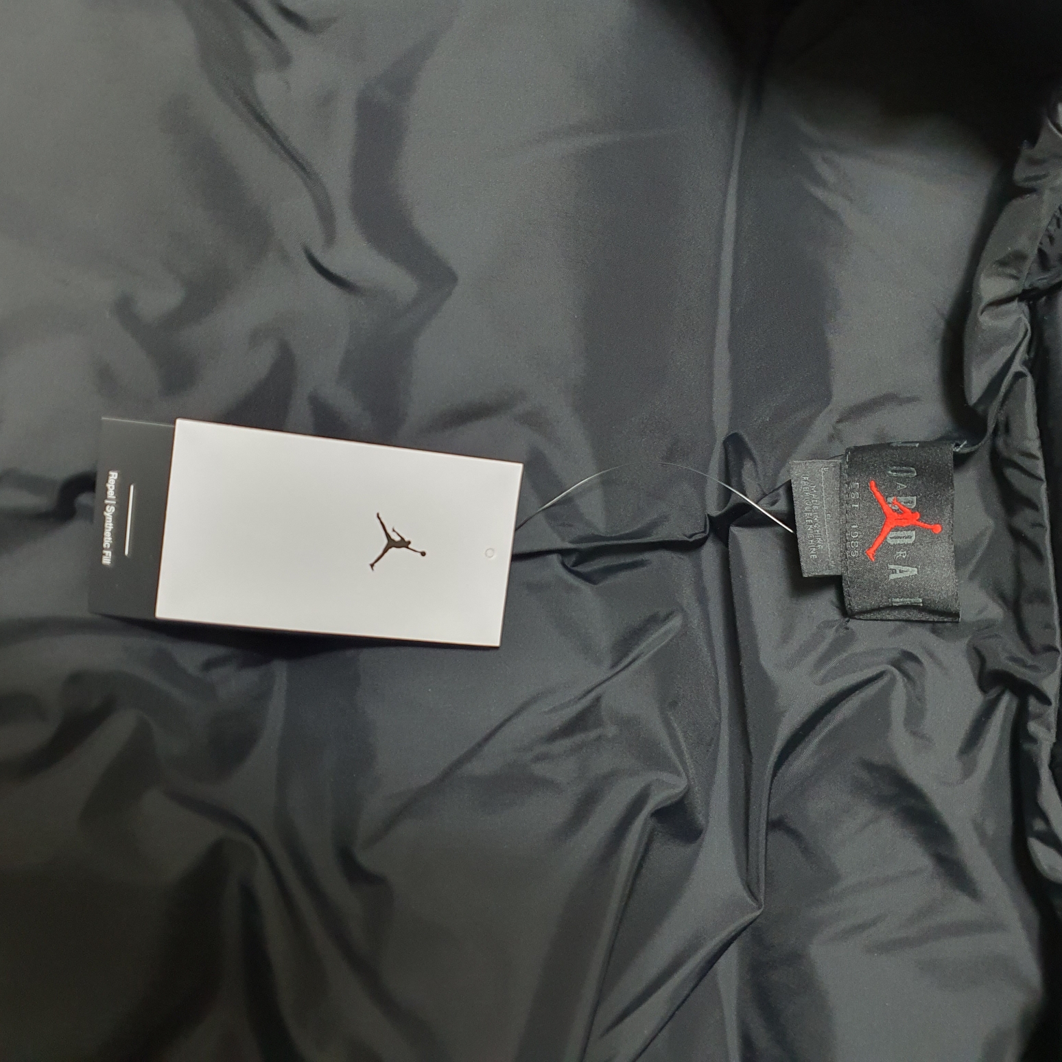 Jordan Essentials Puffer Jacket Black Sail - Asia 착용 스타일 - 3