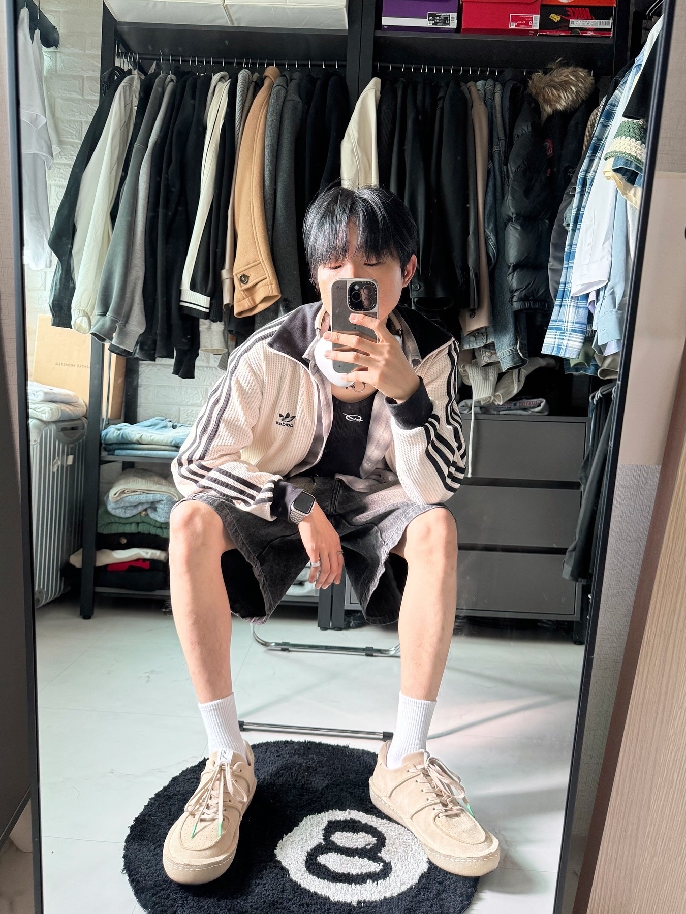 Adidas Waffle Beckenbauer Track Top Wonder White - KR Sizing, Apple AirPods Max Lightning Silver (Korean Ver.) 착용 스타일 - 1