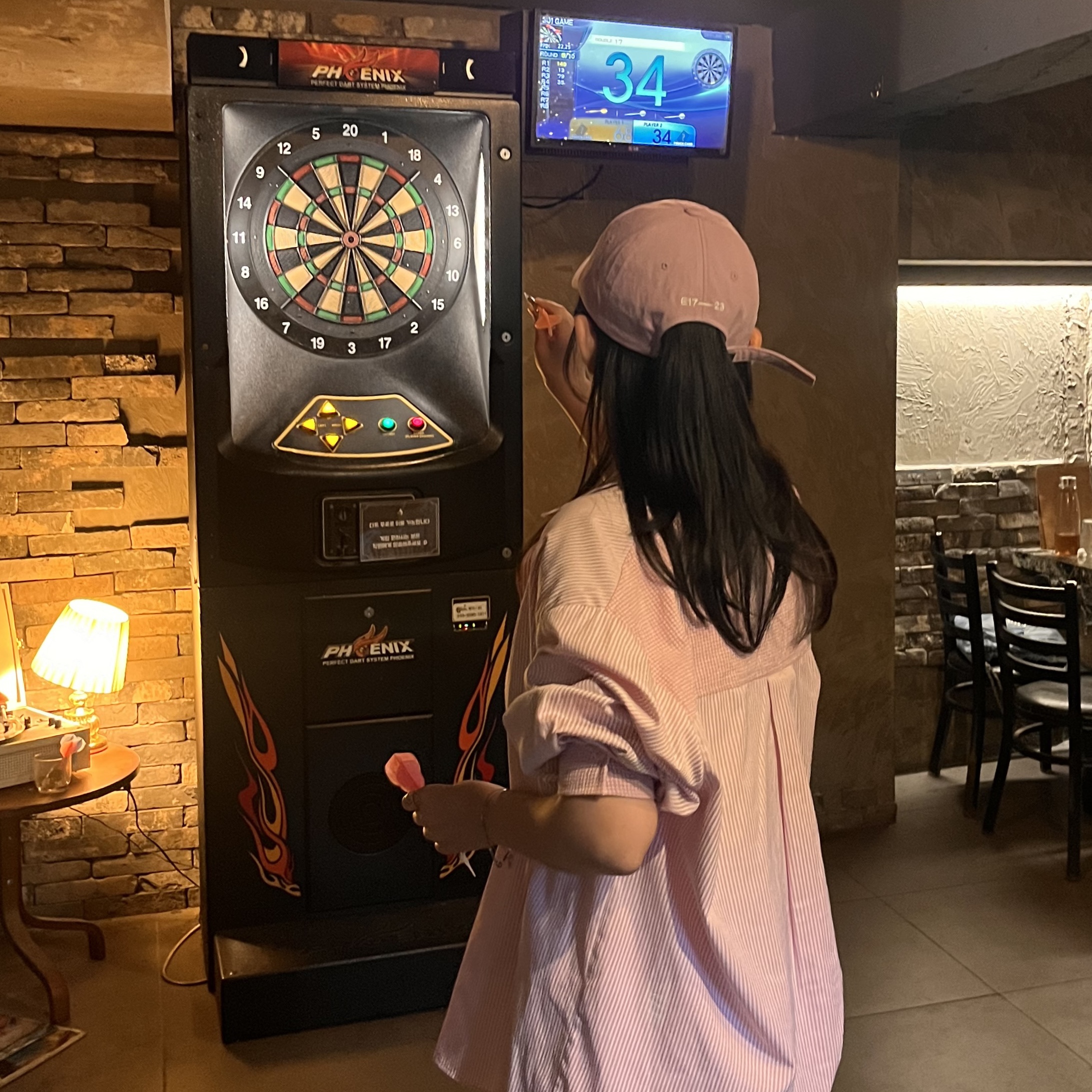 Emis New Logo Denim Ball Cap Light Blue Denim, Emis Tone On Tone Wappen Ball Cap Light Purple 착용 스타일 - 2