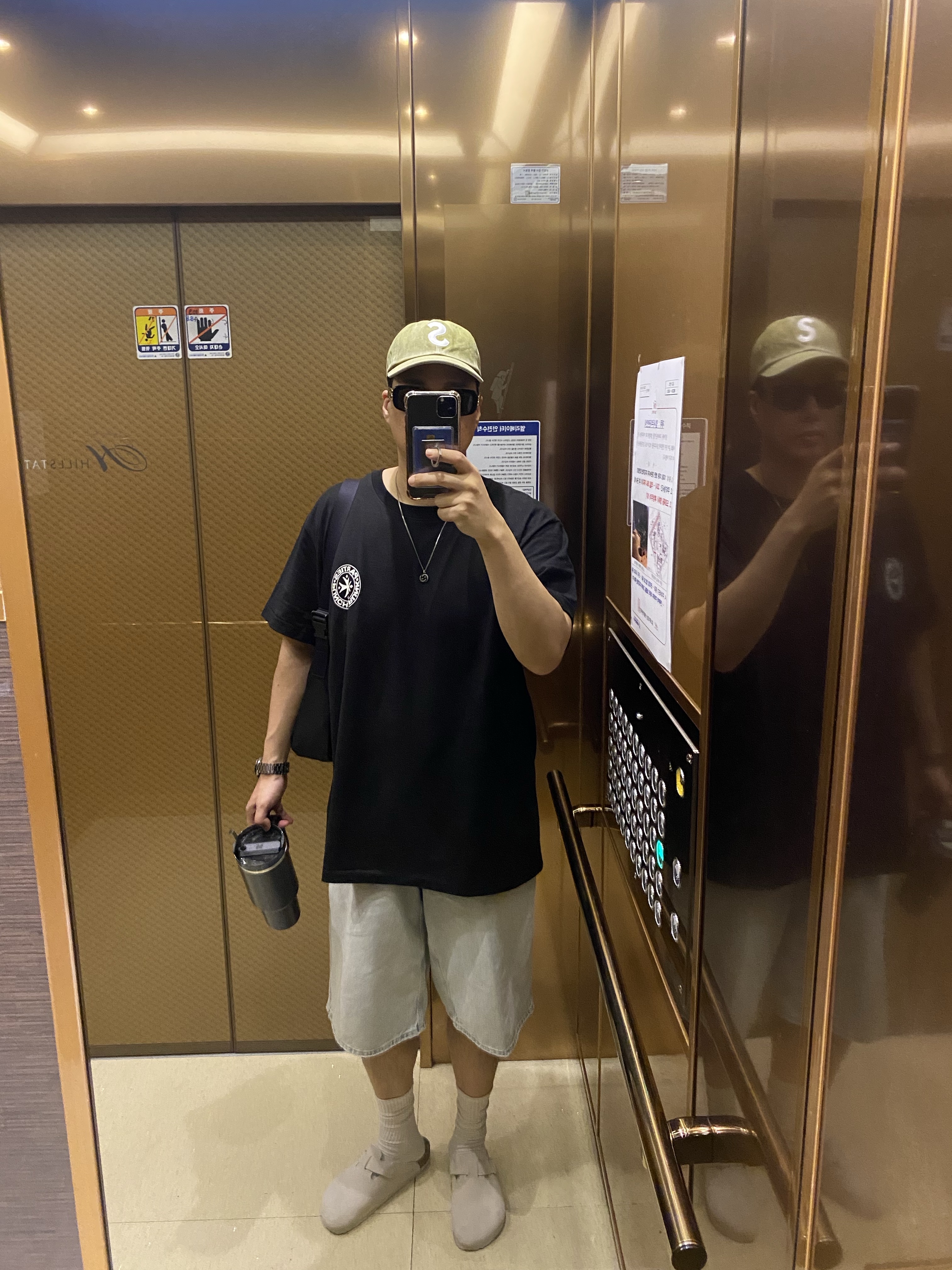 Supreme Pigment Canvas S Logo 6-Panel Olive - 23SS, Birkenstock Boston Suede Leather Antique White - Regular 착용 스타일