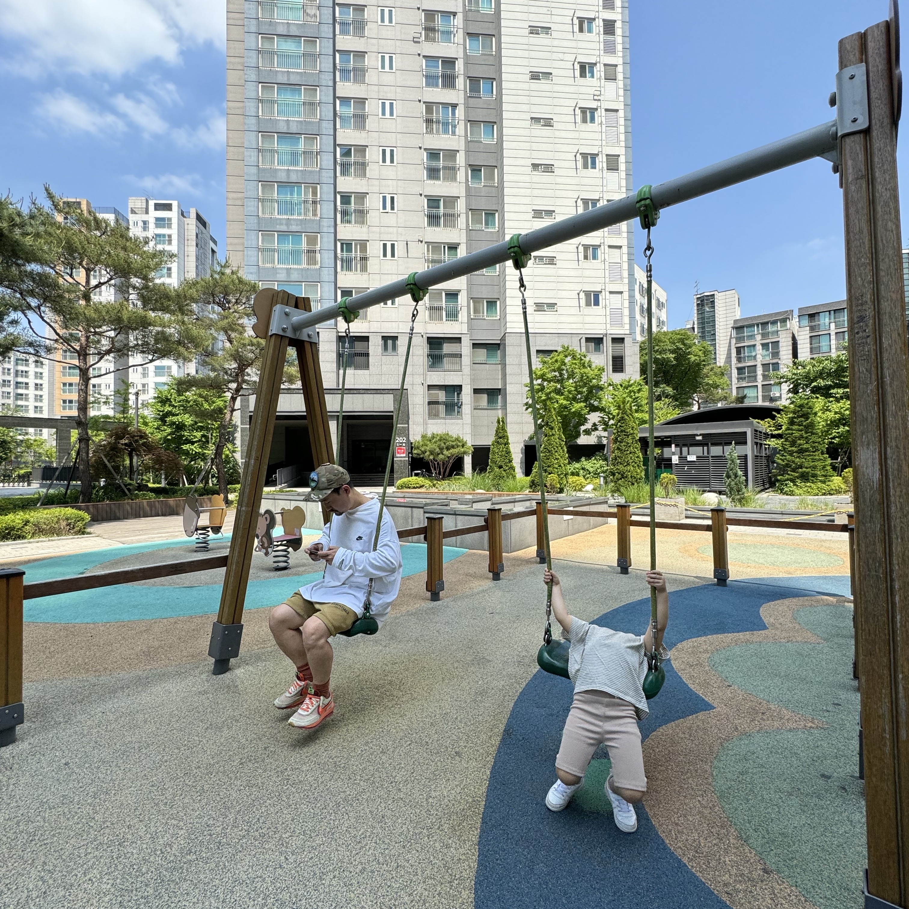 YMCL KY Tactical Folding Cap Multi, Nike x Peaceminusone LS T-Shirt White (DR0098-100) 착용 스타일