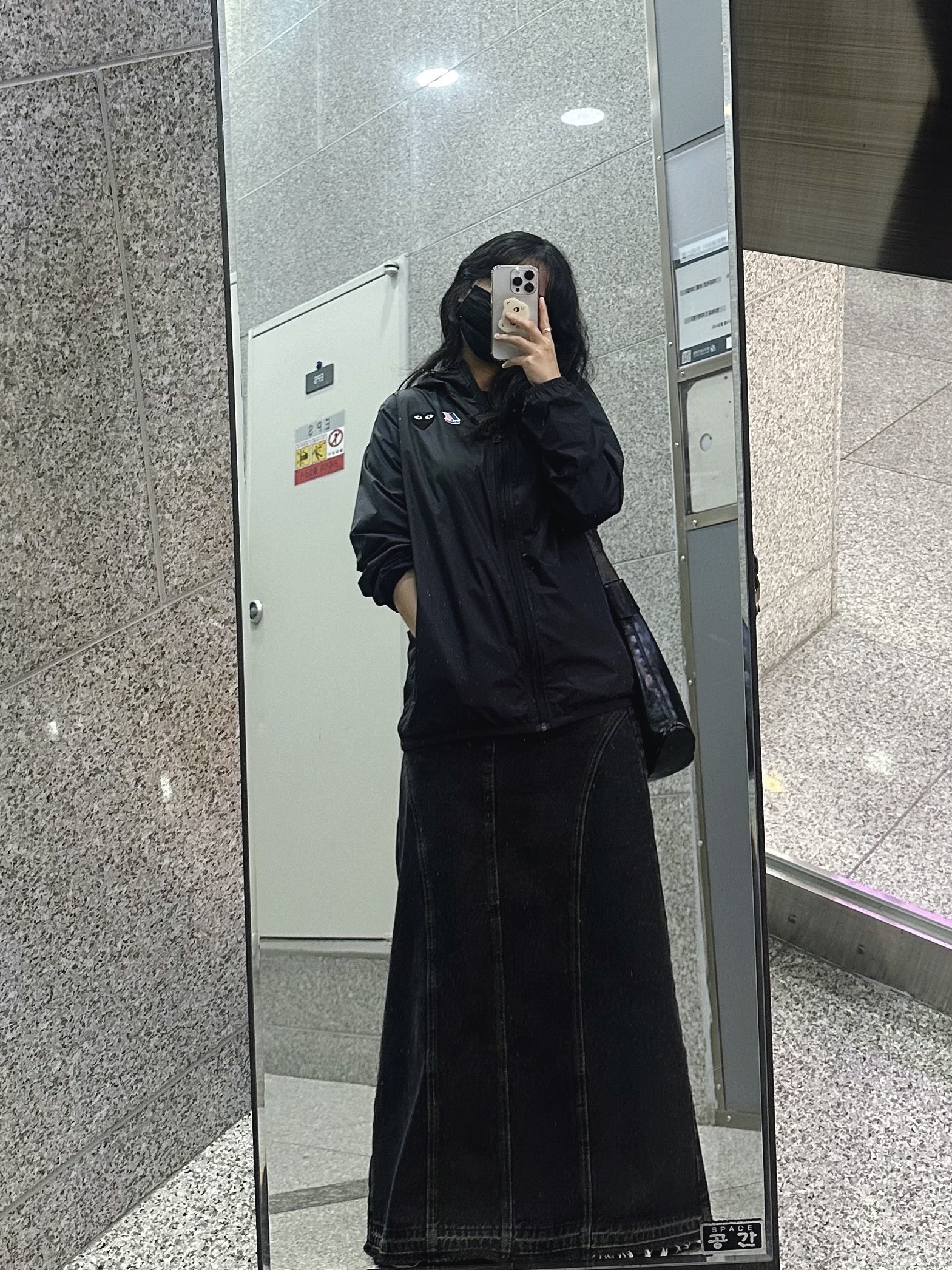 Play Comme des Garcons x K-Way Full Zip Jacket Black 착용 스타일 - 1