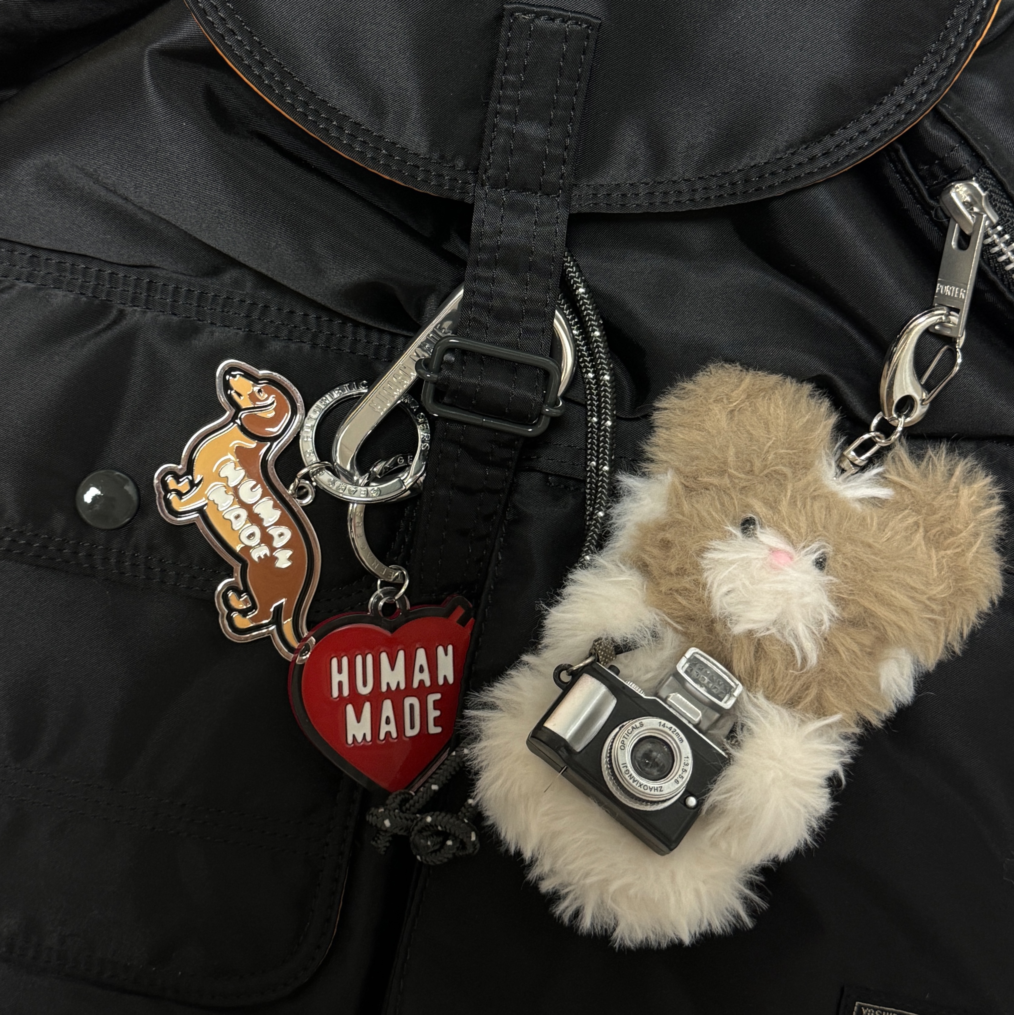 Porter Tanker Backpack Black, Human Made Carabiner 70mm Silver 착용 스타일