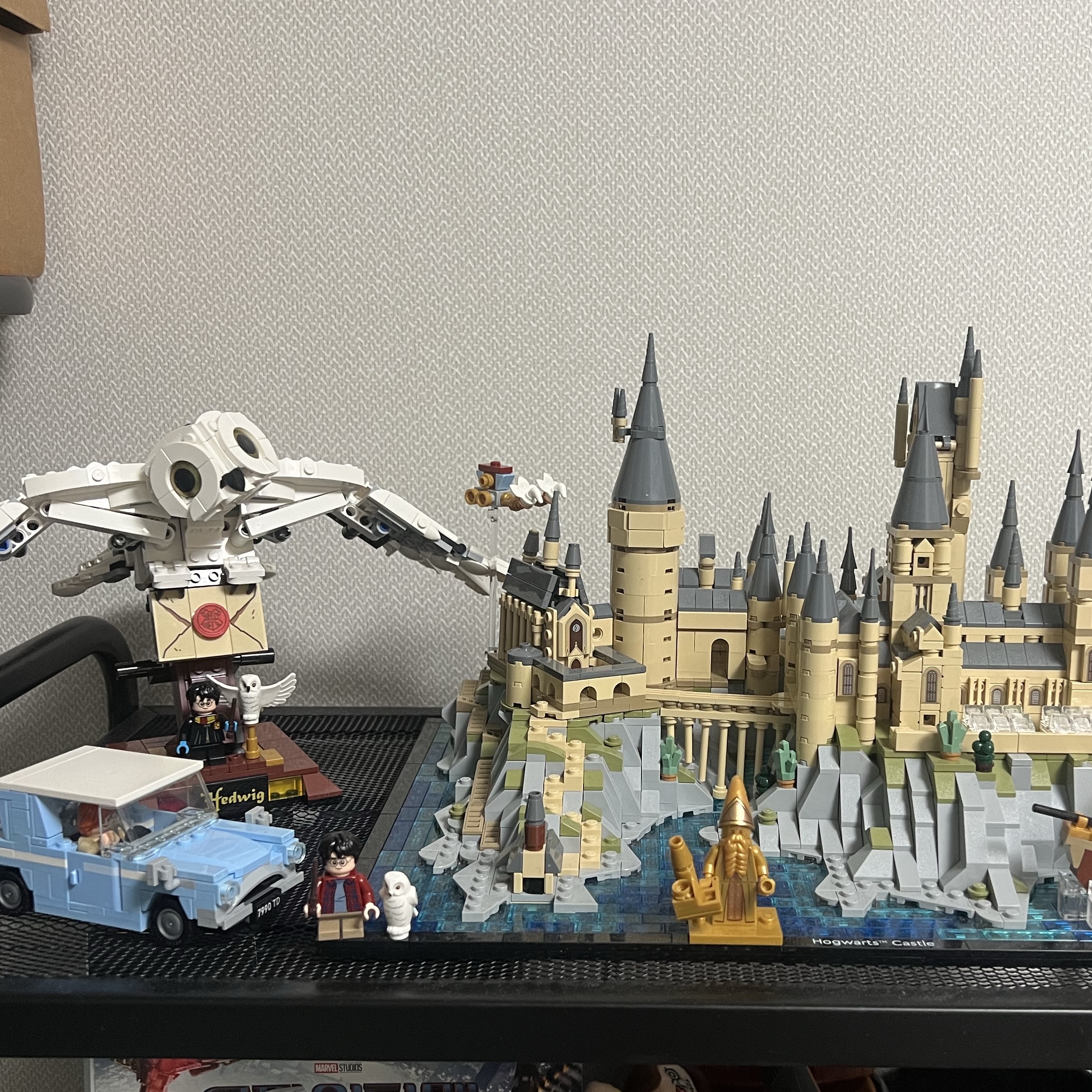 Lego Harry Potter Flying Ford Anglia, Lego Harry Potter Hogwarts Castle and Grounds 착용 스타일
