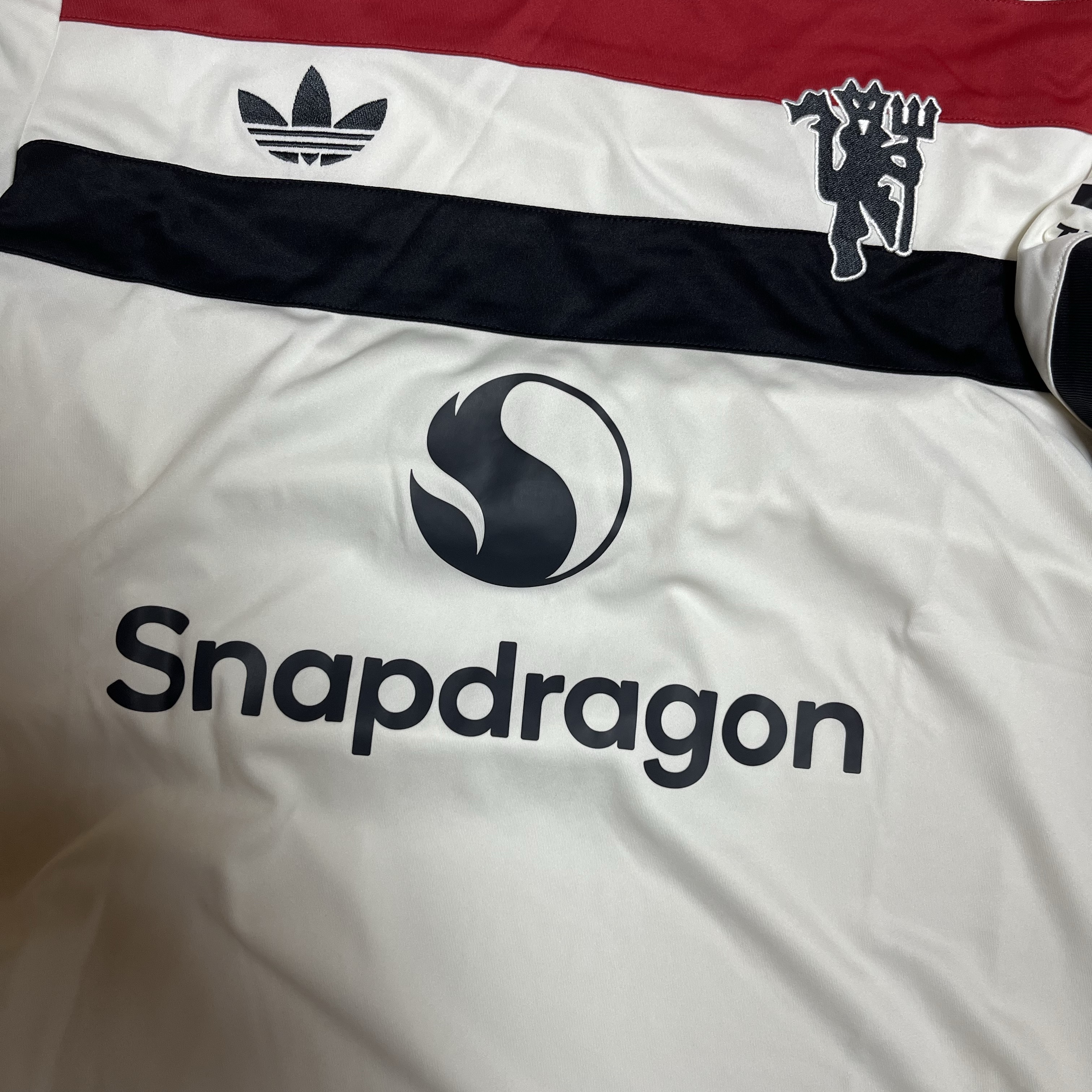 Adidas Manchester United 2024/25 3rd Jersey Off White - KR Sizing (Non Marking Ver.) 착용 스타일