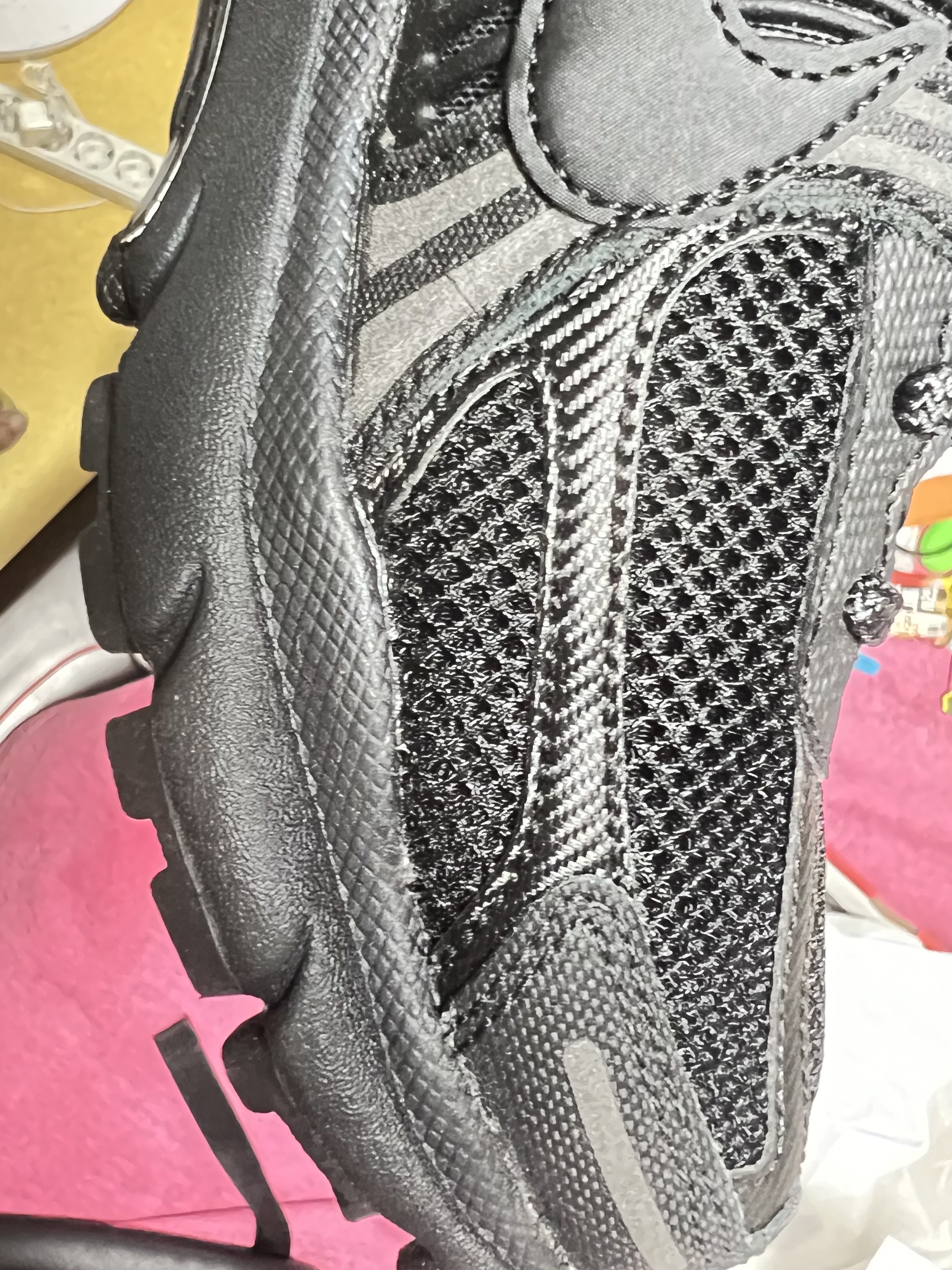 Nike Zoom Vomero 5 SP Black 착용 스타일 - 3