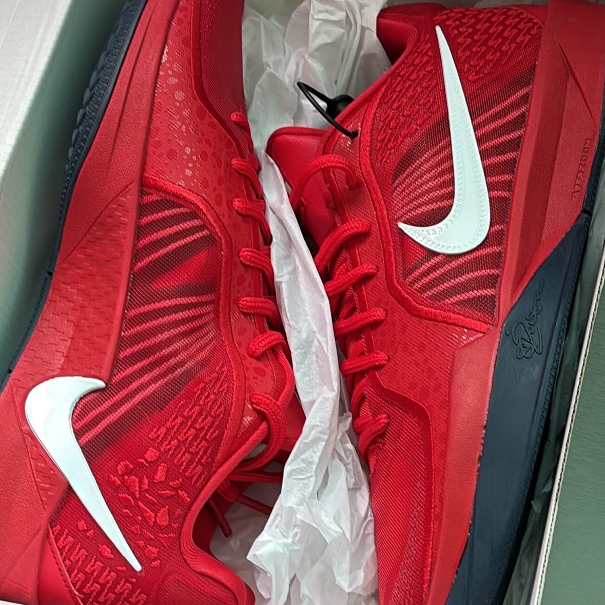 Nike Sabrina 2 EP Sport Red 착용 스타일