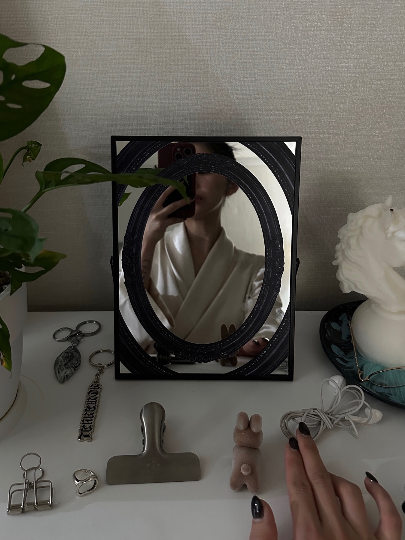 Say Touche Framex3 Table Mirror Small Silver, Say Touche Framex3 Table Mirror Small Green 착용 스타일