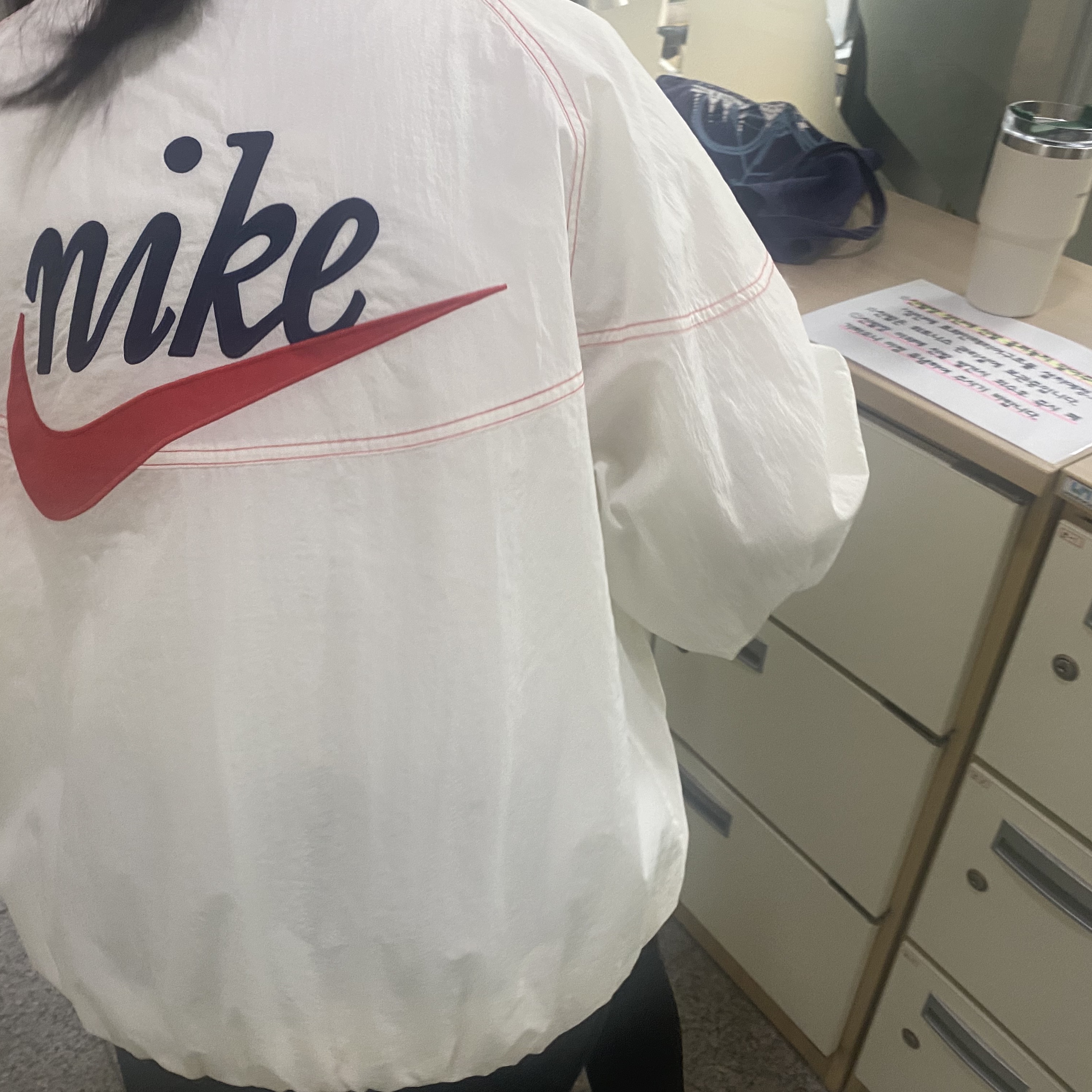 Nike NSW Windrunner SW5 Sail University Red - Asia 착용 스타일 - 2