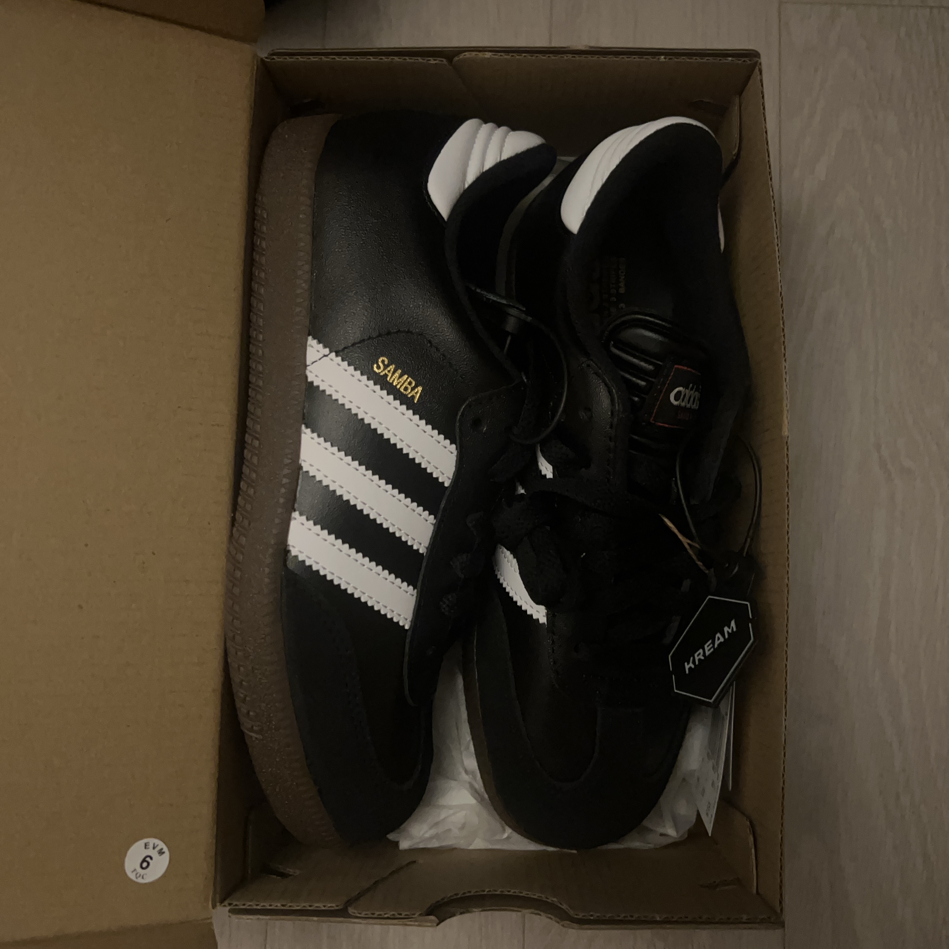 (J) Adidas Samba Classic Core Black 착용 스타일