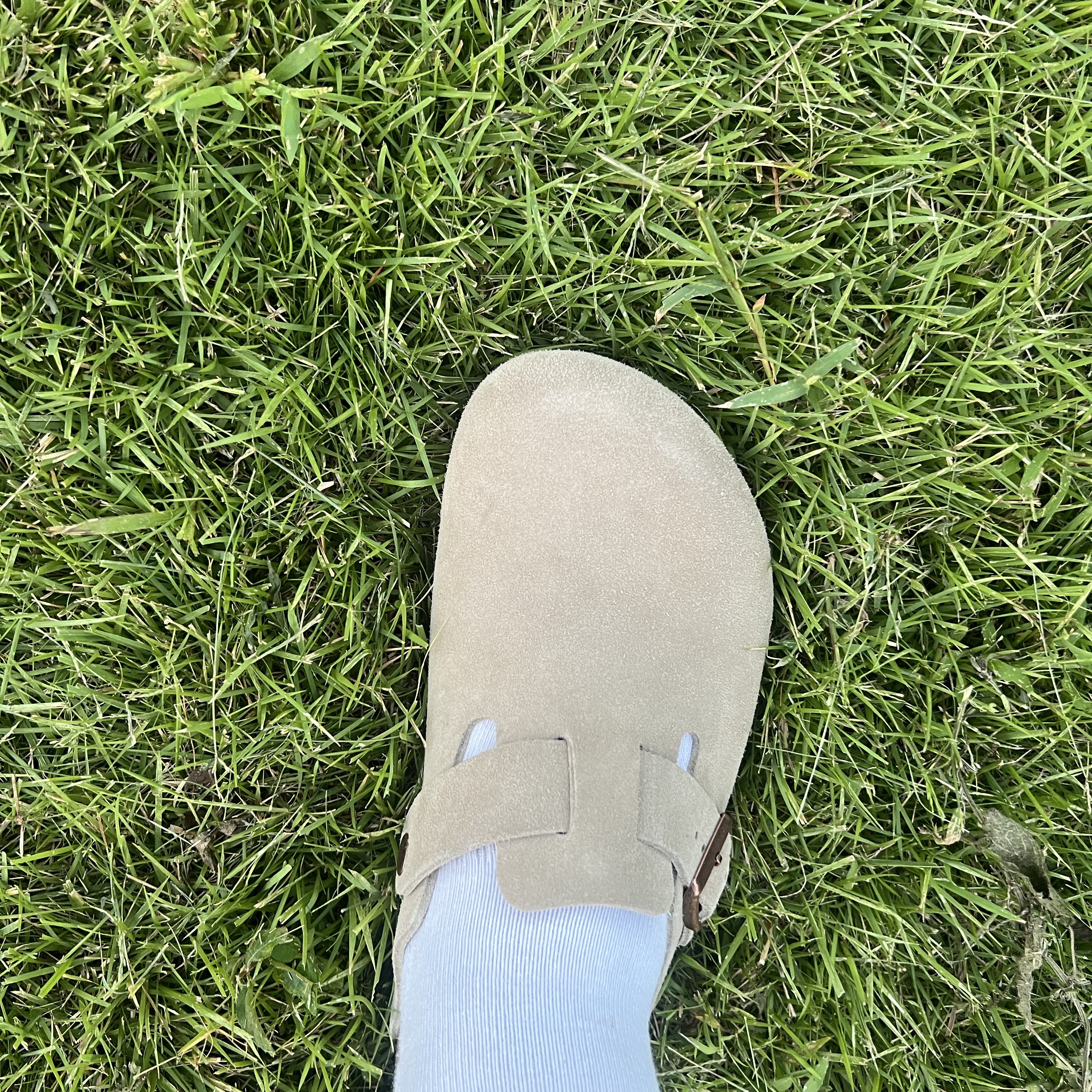 Birkenstock Boston Soft Footbed Taupe - Regular 착용 스타일