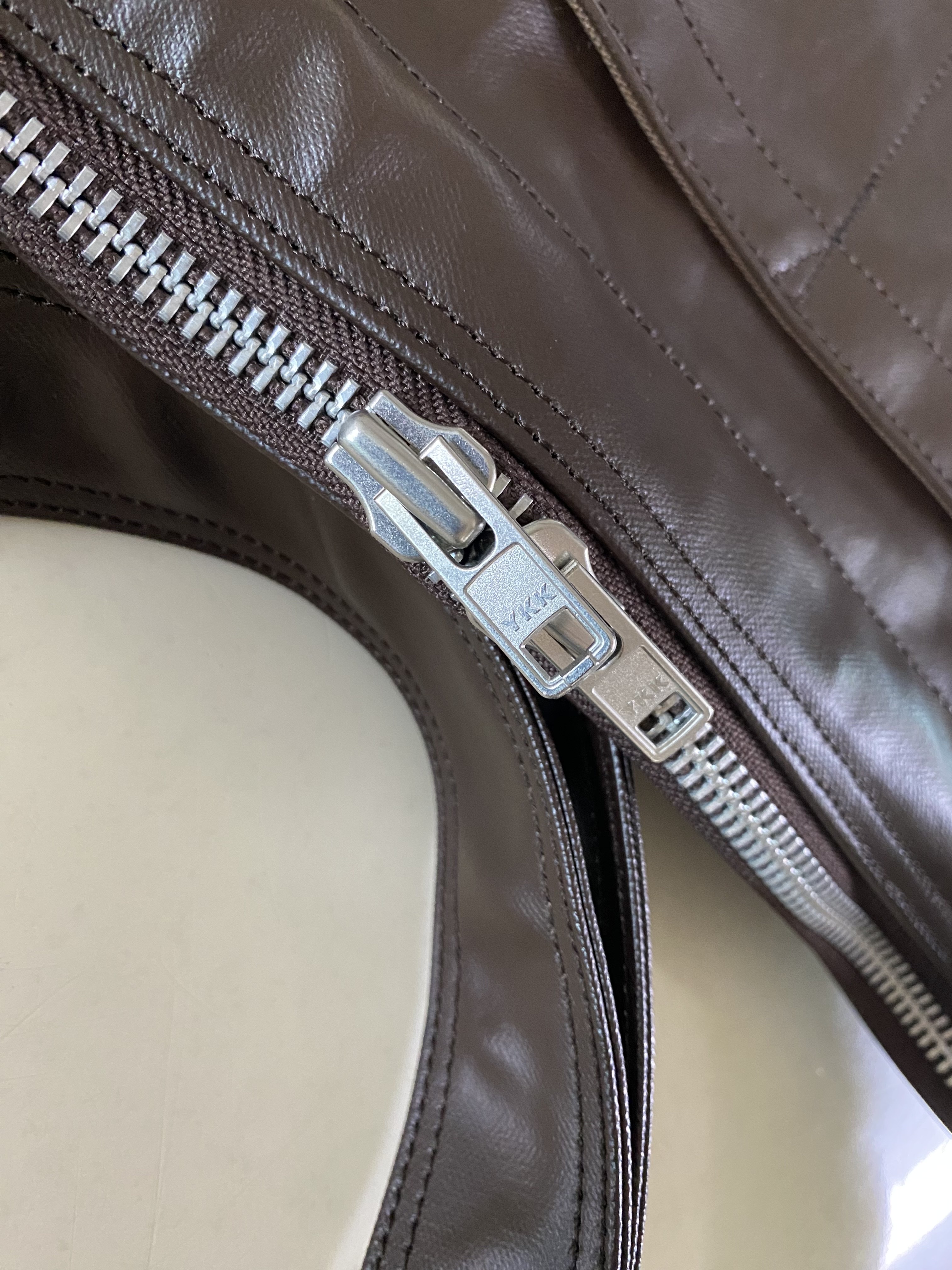 Porter Free Style Shoulder Bag Brown 착용 스타일 - 4