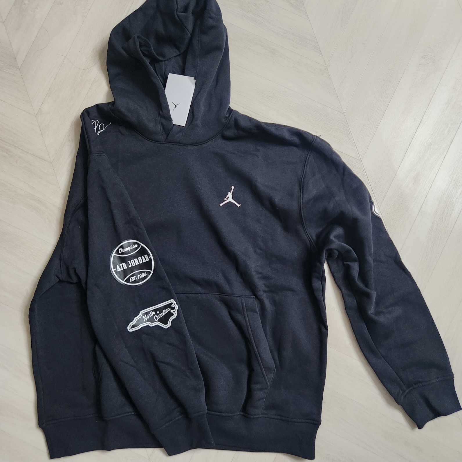 Jordan Essentials Fleece Pullover Hoodie Black - Asia 착용 스타일