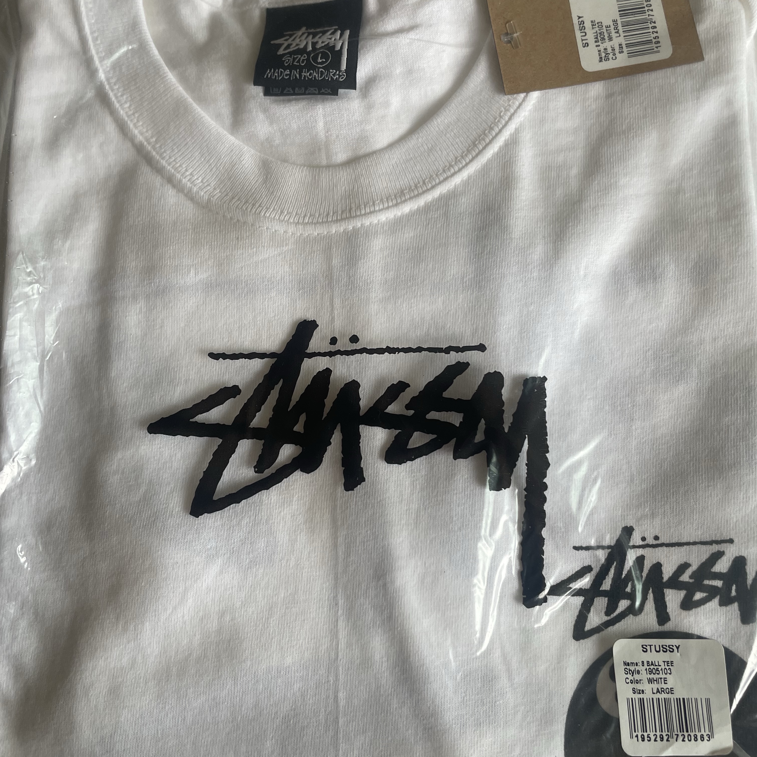 Stussy 8 Ball T-Shirt White 착용 스타일