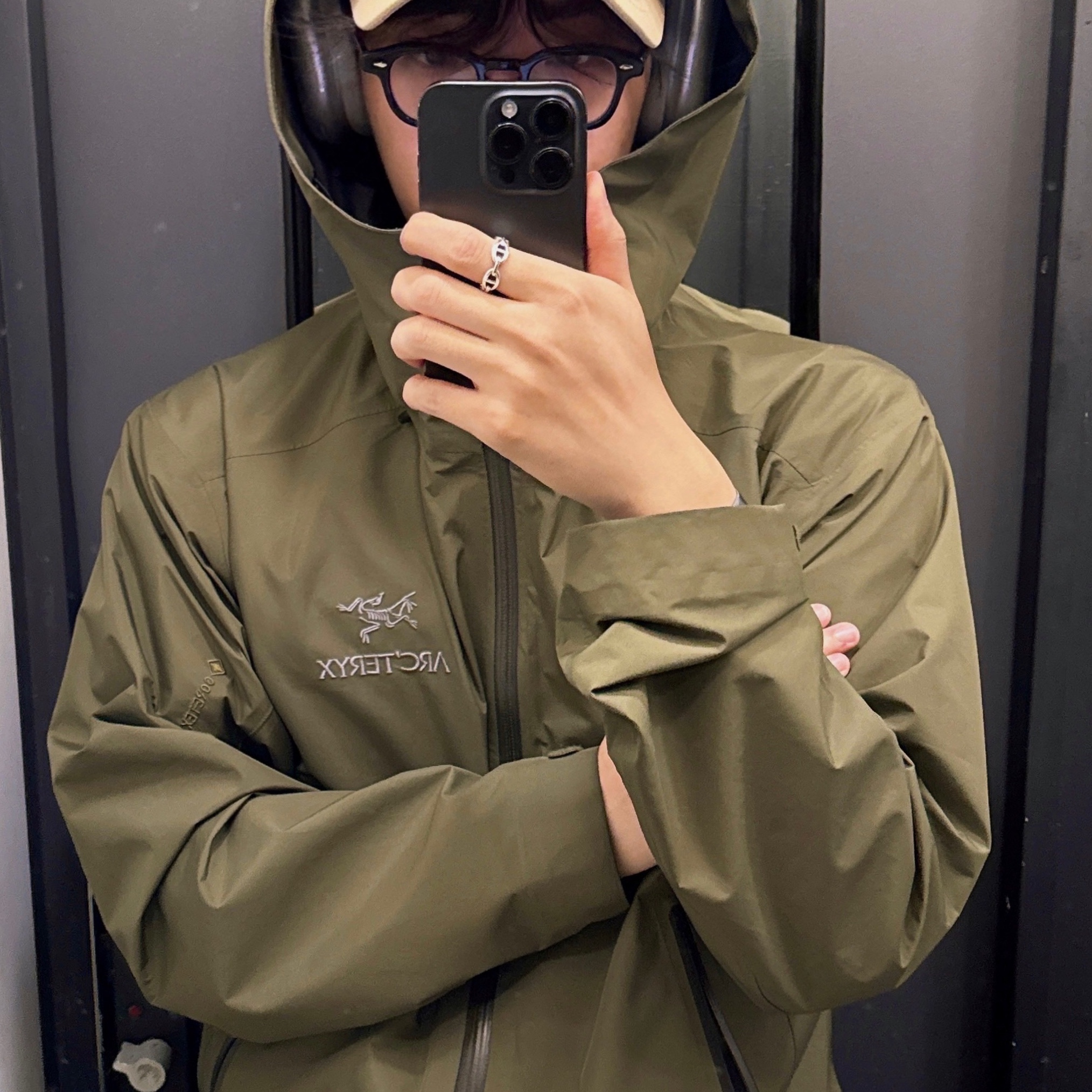 Arc'teryx Beta LT Jacket Tatsu 착용 스타일