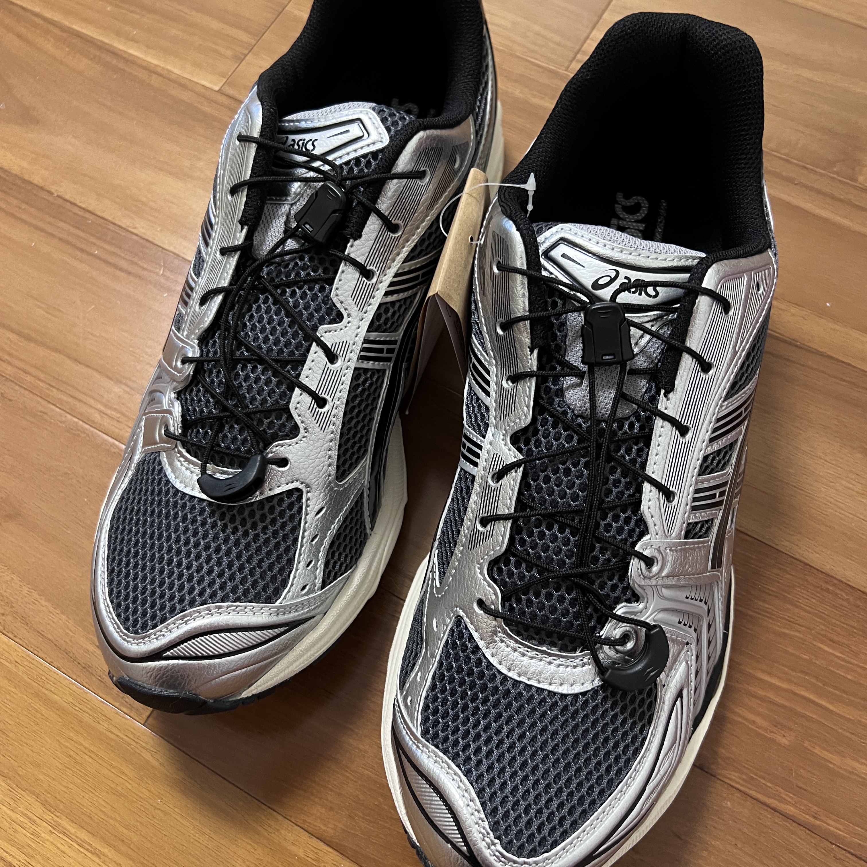 Asics Unlimited Gel-Kayano 14 Carrier Grey Black 착용 스타일