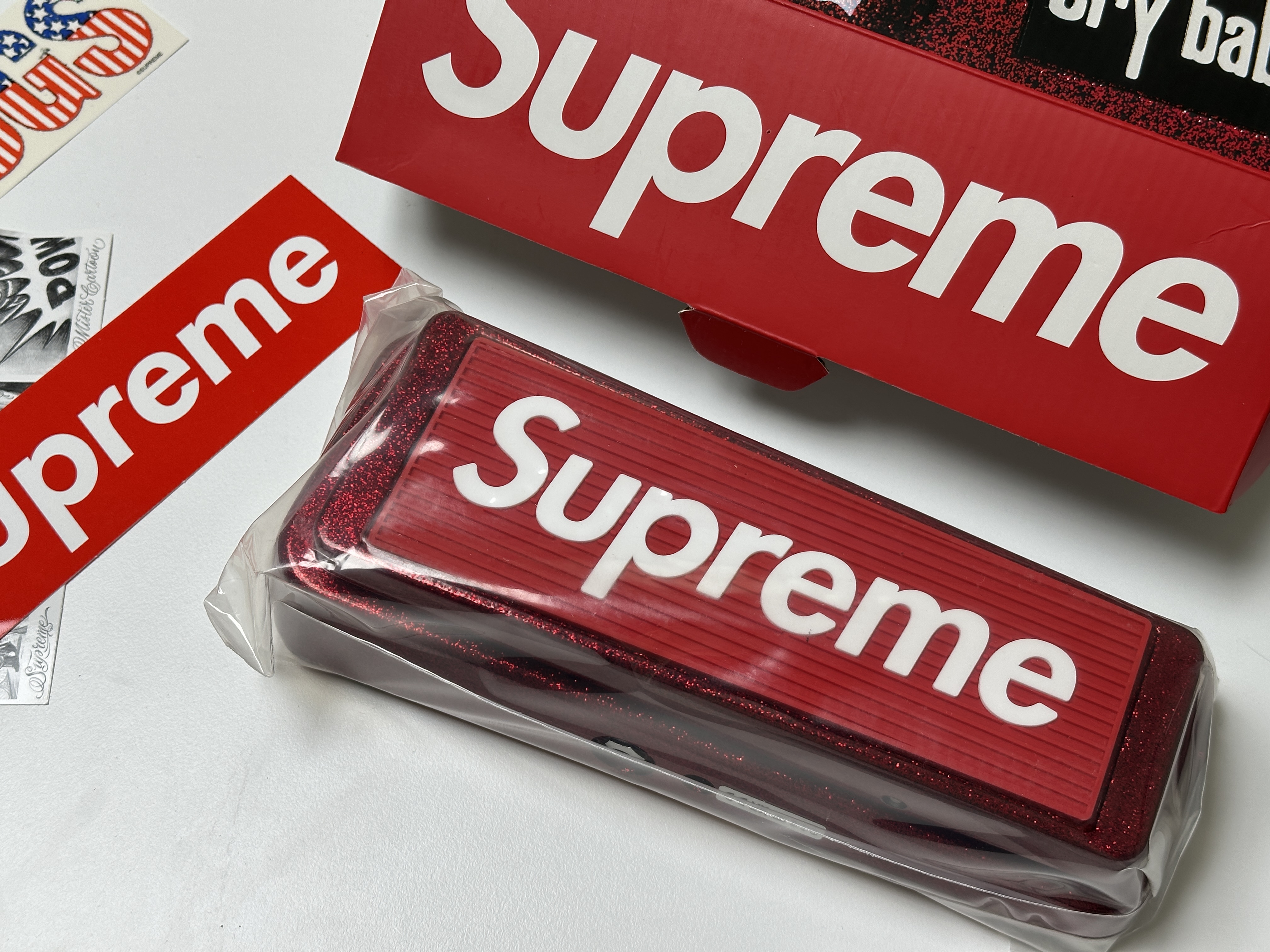 Supreme x Cry Baby Pedal Red - 24FW (Korean Ver.) 착용 스타일