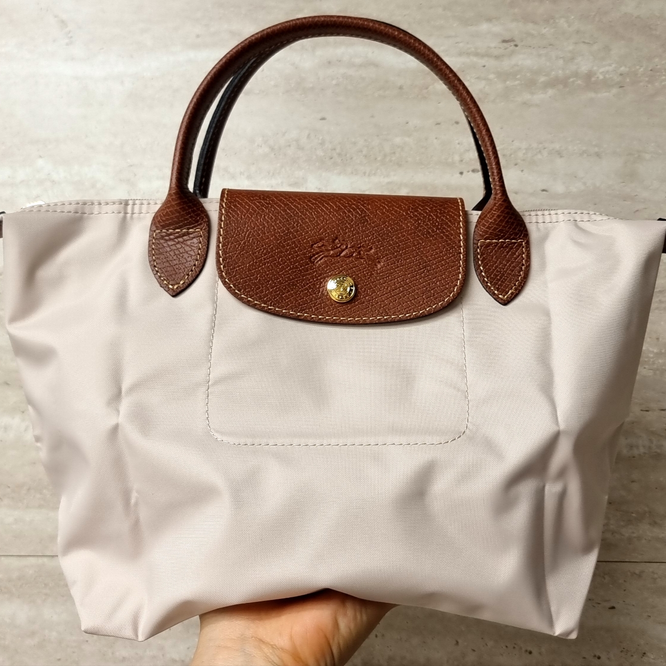 Longchamp Le Pliage Original Handbag S Paper 착용 스타일