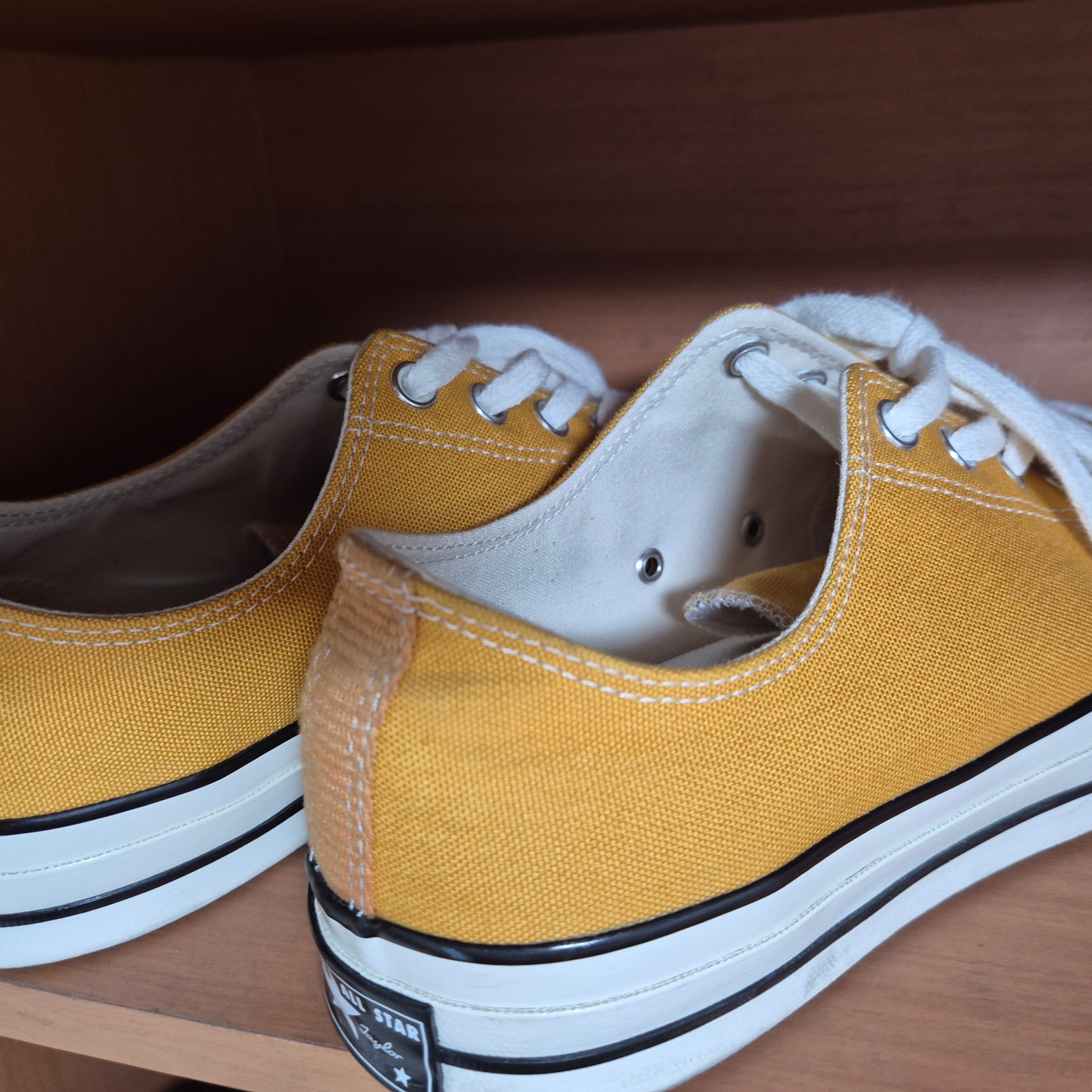 Converse Chuck 70 Ox Vintage Canvas Sunflower 착용 스타일