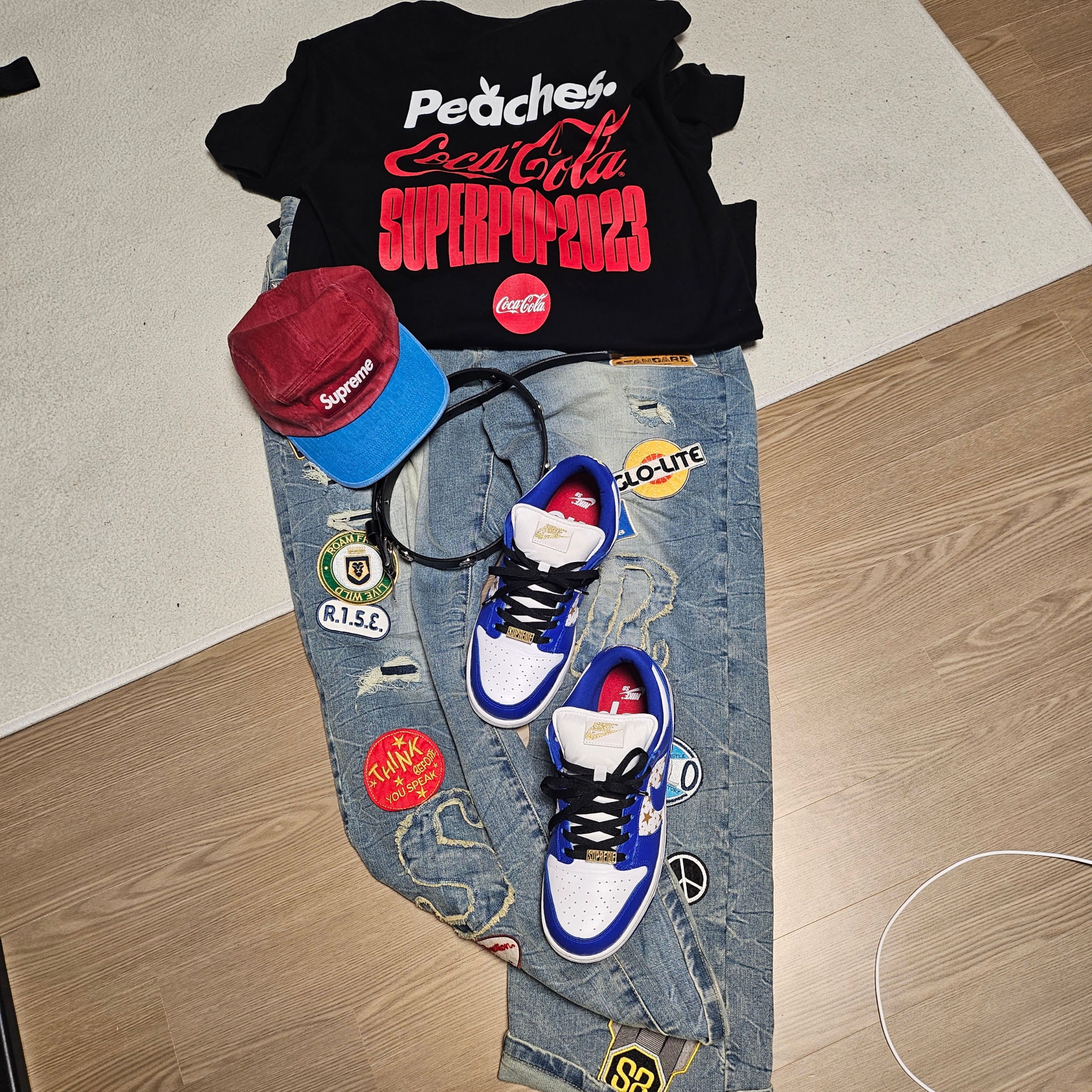 Stussy SS Link Studded Belt Black, Nike x Supreme SB Dunk Low Hyper Blue 착용 스타일