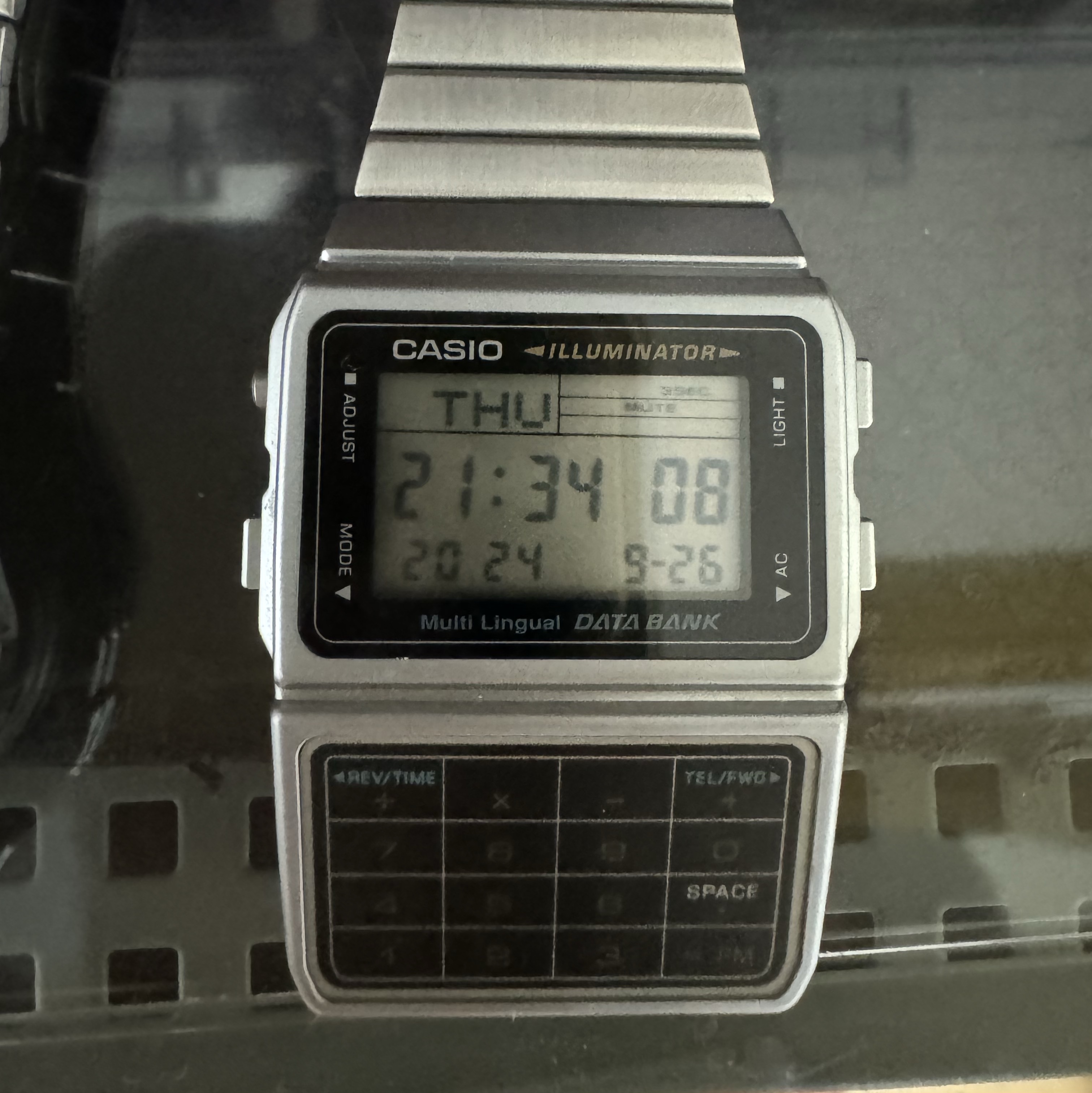 Casio DBC-611-1DF 착용 스타일