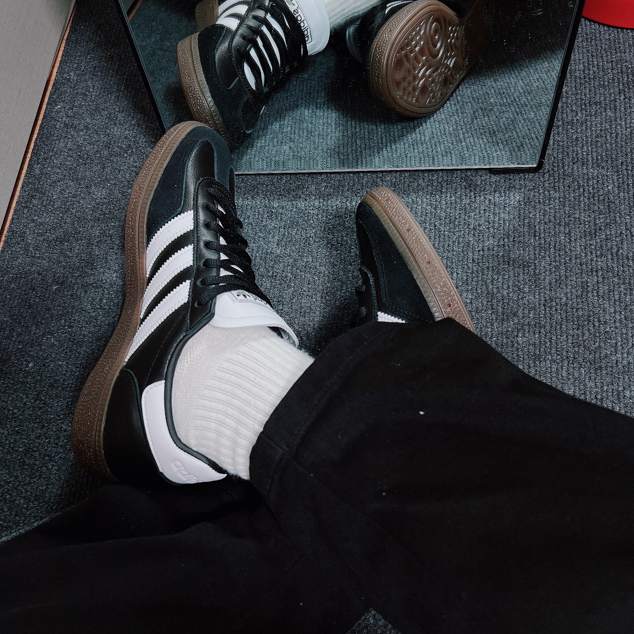 Adidas Spezial Handball Core Black White 착용 스타일 - 5
