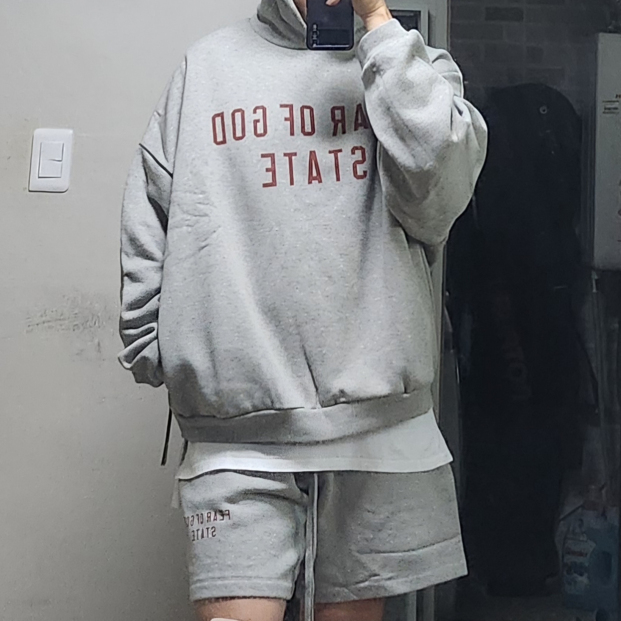 Essentials Fleece State Hoodie Black - 24FW, Essentials Fleece Soccer Short Dark Heather - 24FW 착용 스타일 - 1
