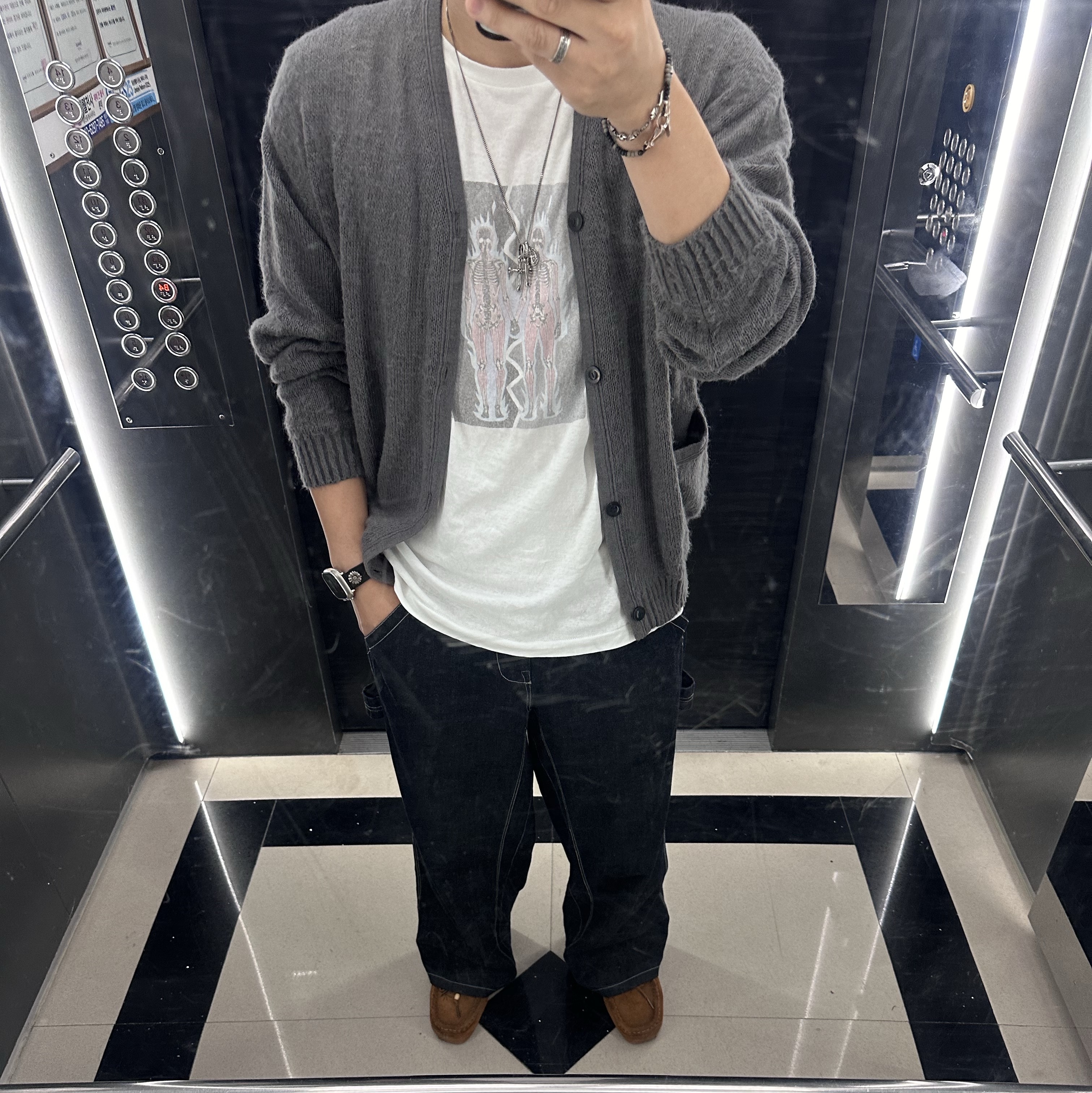 Polyteru 1/2 Graphic T-Shirt 'Skull Couple' White, [프리오더] Polyteru Wallabee Shoes Mid Deep Brown 착용 스타일