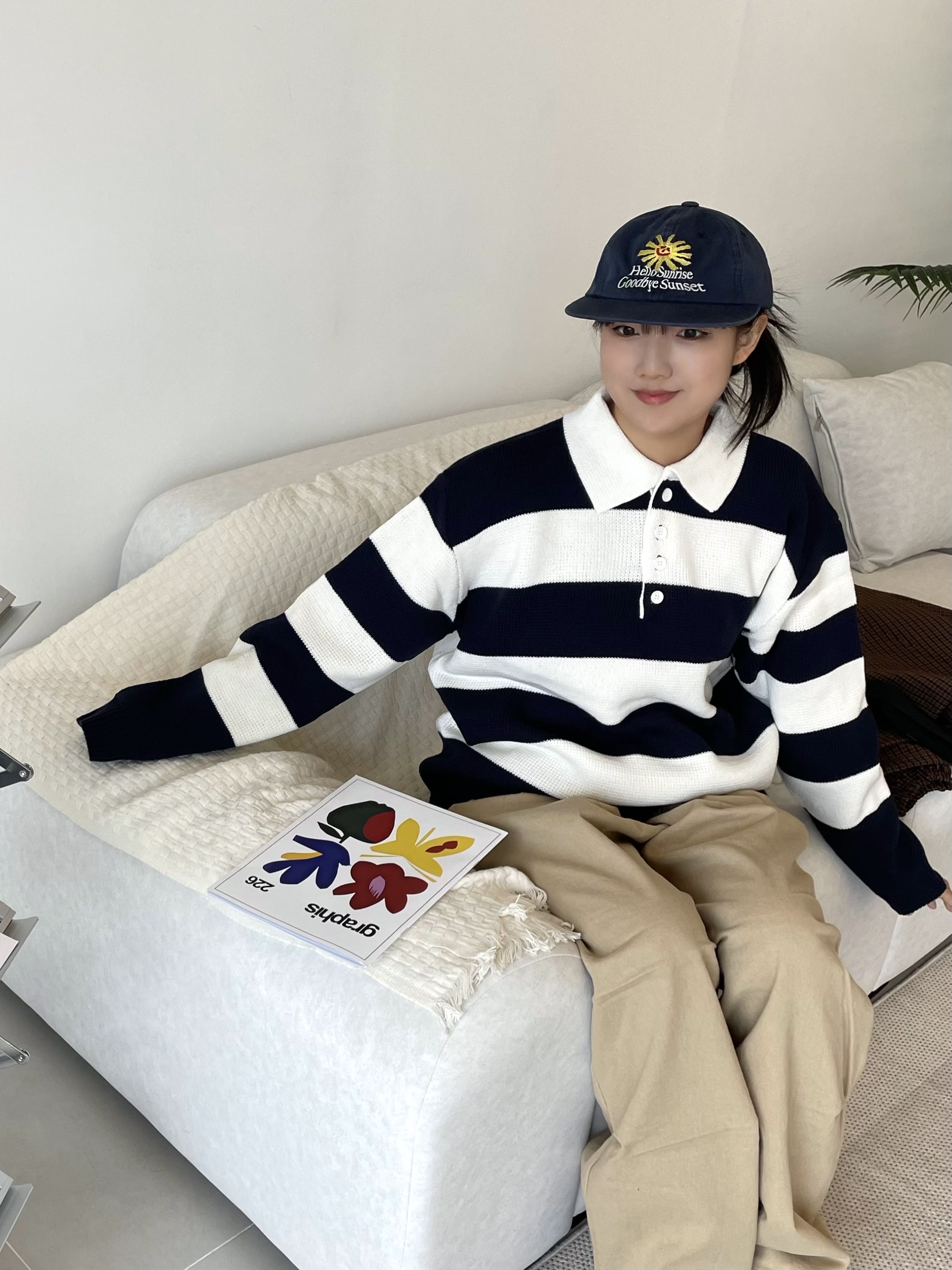 HS x Hank Relaxed Fit Cap Navy, Supreme Mini Duffle Bag Black - 24SS 착용 스타일 - 2