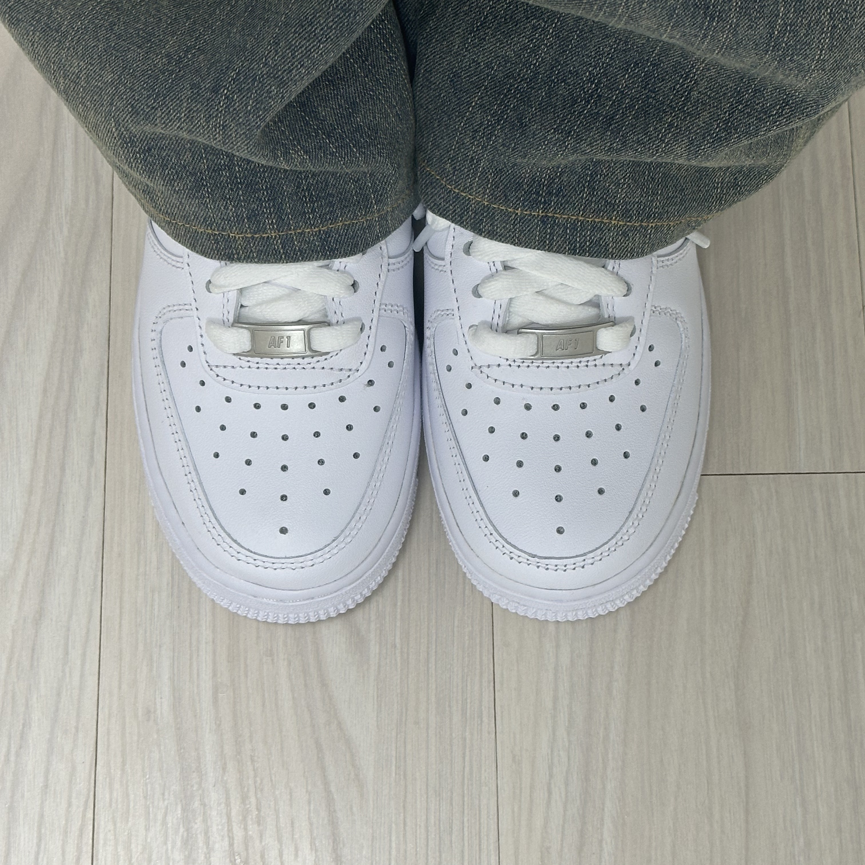 (W) Nike Air Force 1 '07 Low White 착용 스타일 - 2