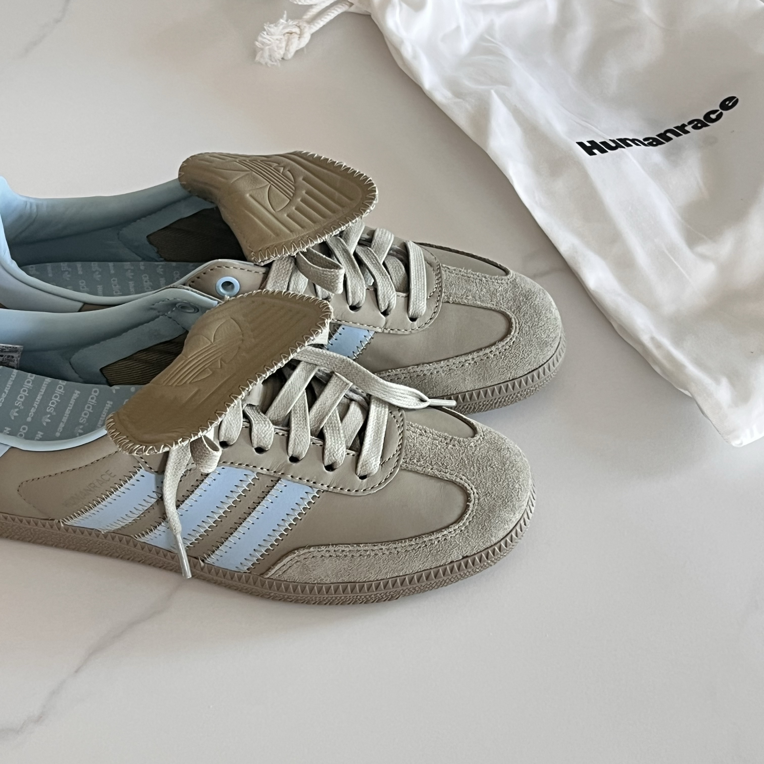 Adidas x Pharrell Williams Humanrace Samba Orbit Green Ash Grey 착용 스타일 - 1
