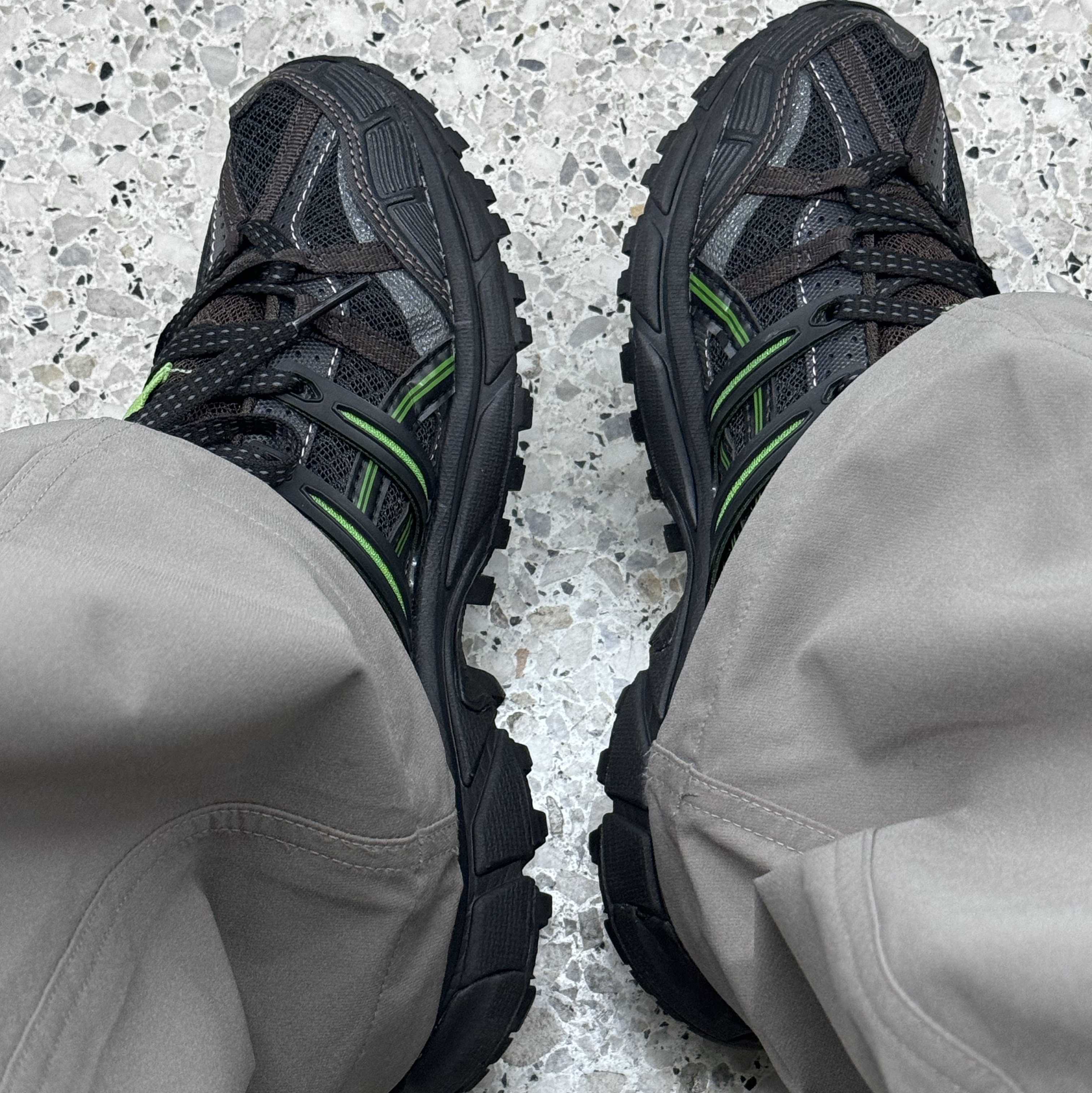 Asics x Andersson Bell Gel-Sonoma 15-50 Black Green 착용 스타일 - 5