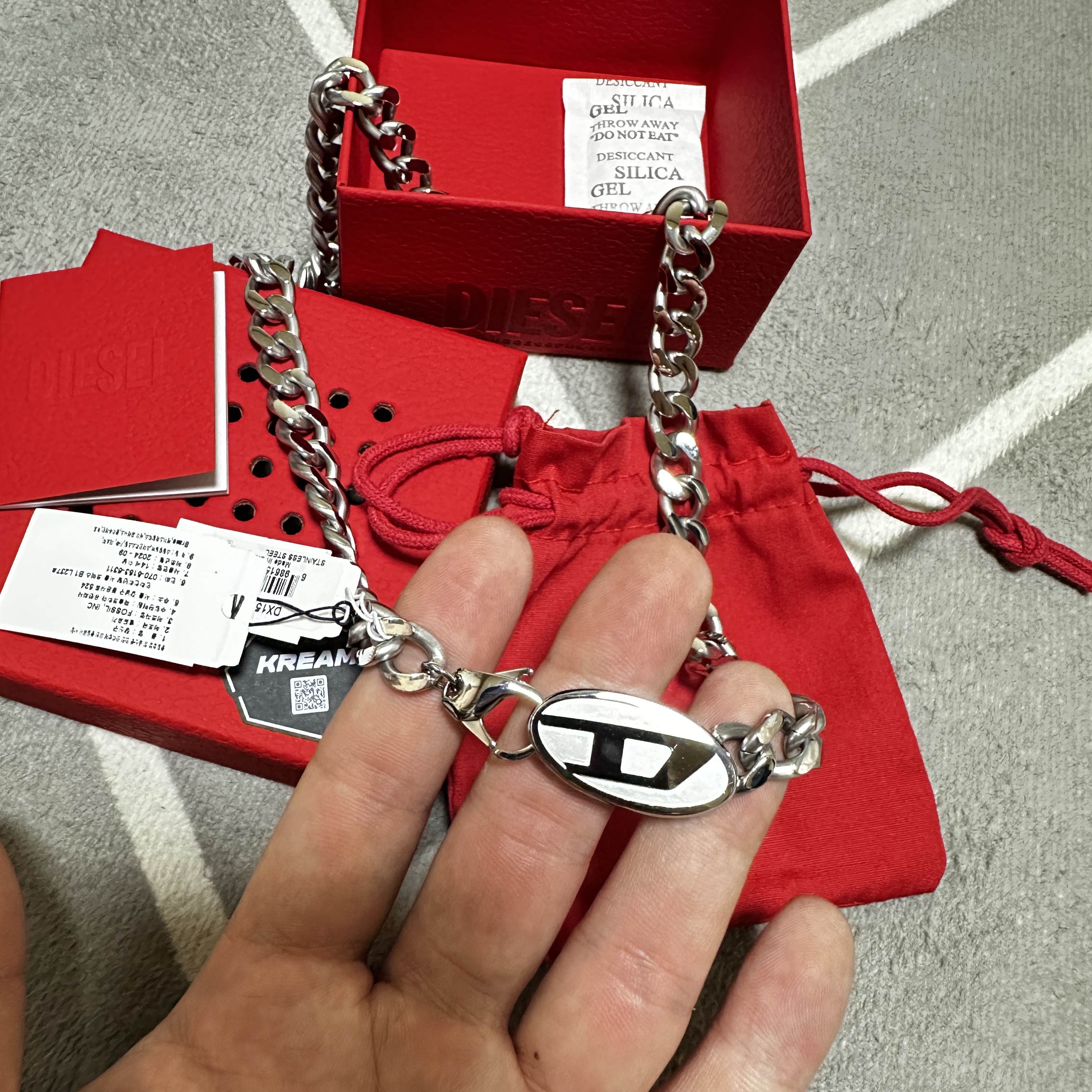 Diesel Dx1509 Stainless Steel Chain Necklace Silver 착용 스타일 - 3