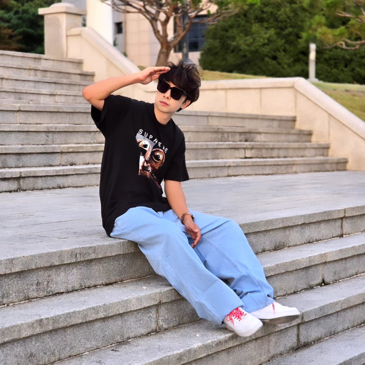 Supreme Rowlf T-Shirt Black - 24SS, Samsung Galaxy Watch6 44mm LTE Silver (Korean Ver.) 착용 스타일 - 3
