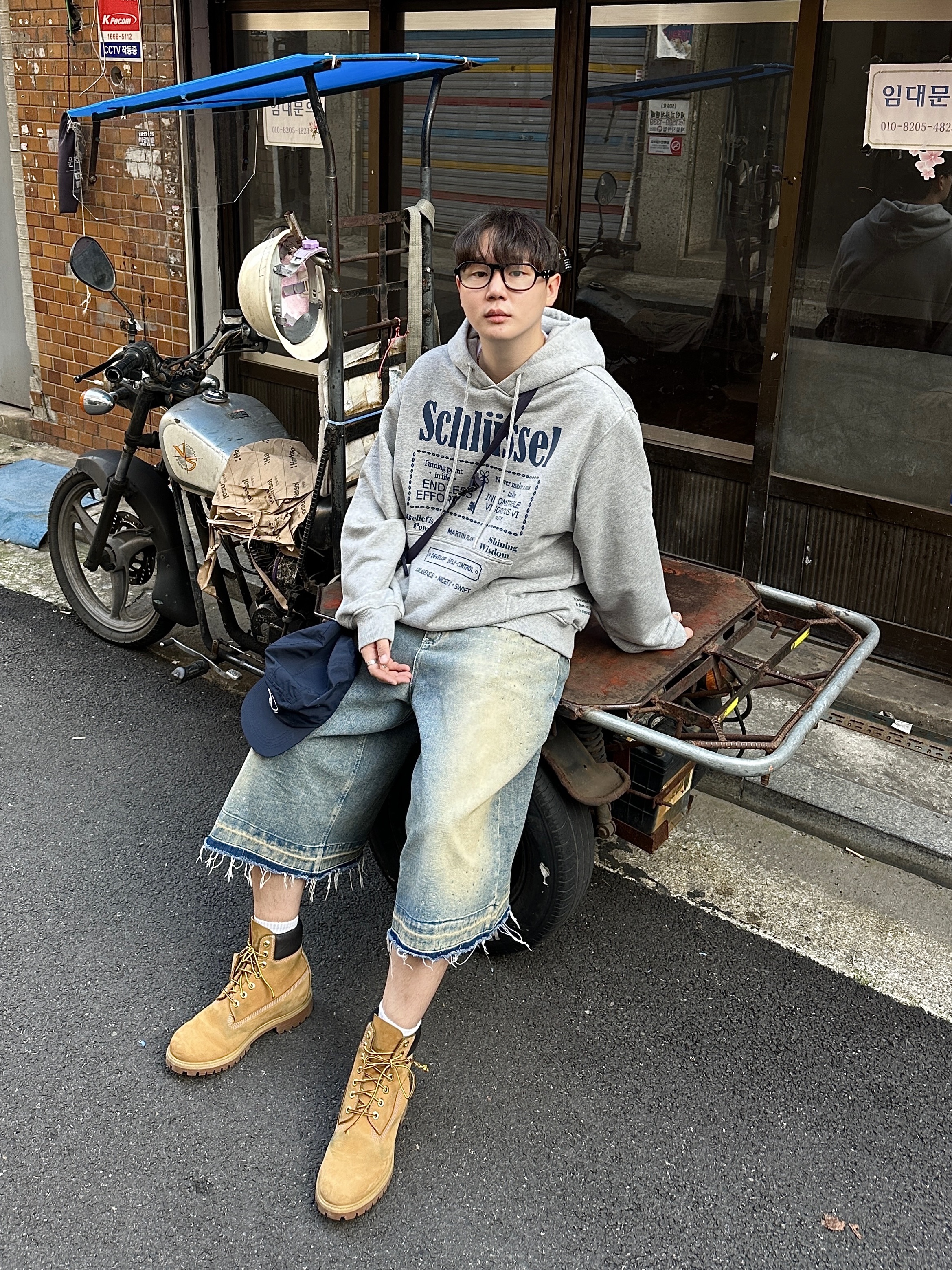 Timberland Premium 6 inch Waterproof Boot Wheat Nubuck - Wide, Arc'teryx Mantis 1 Waistpack Black Sapphire 착용 스타일 - 2