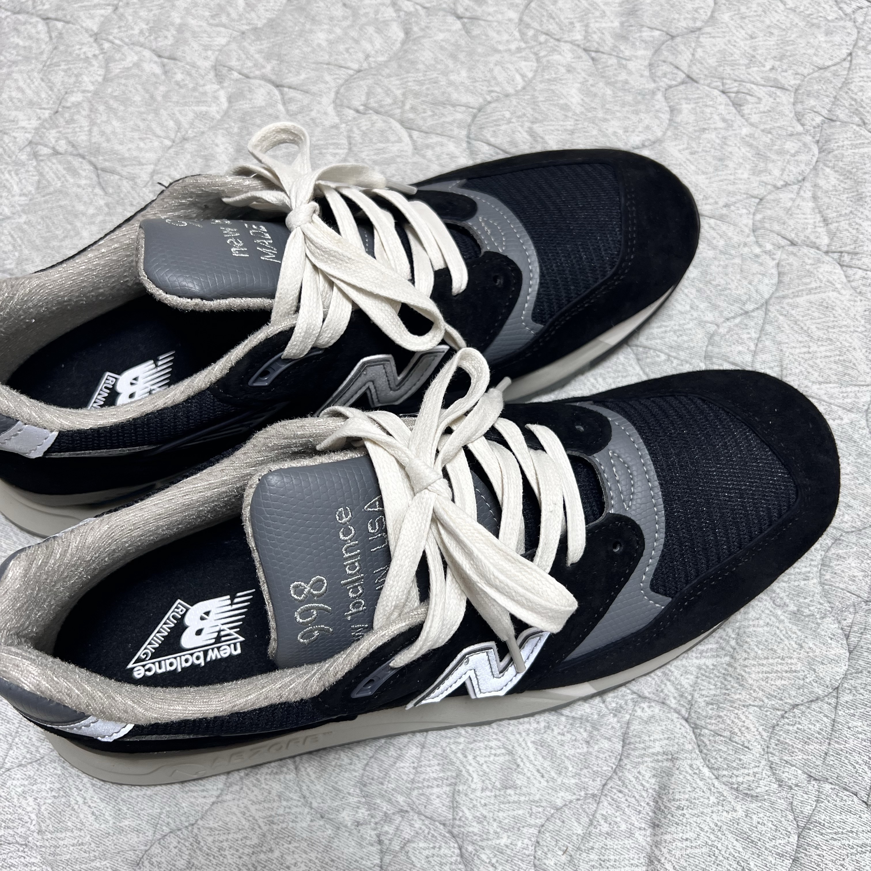 New Balance 998 Made in USA Black Silver 착용 스타일 - 1