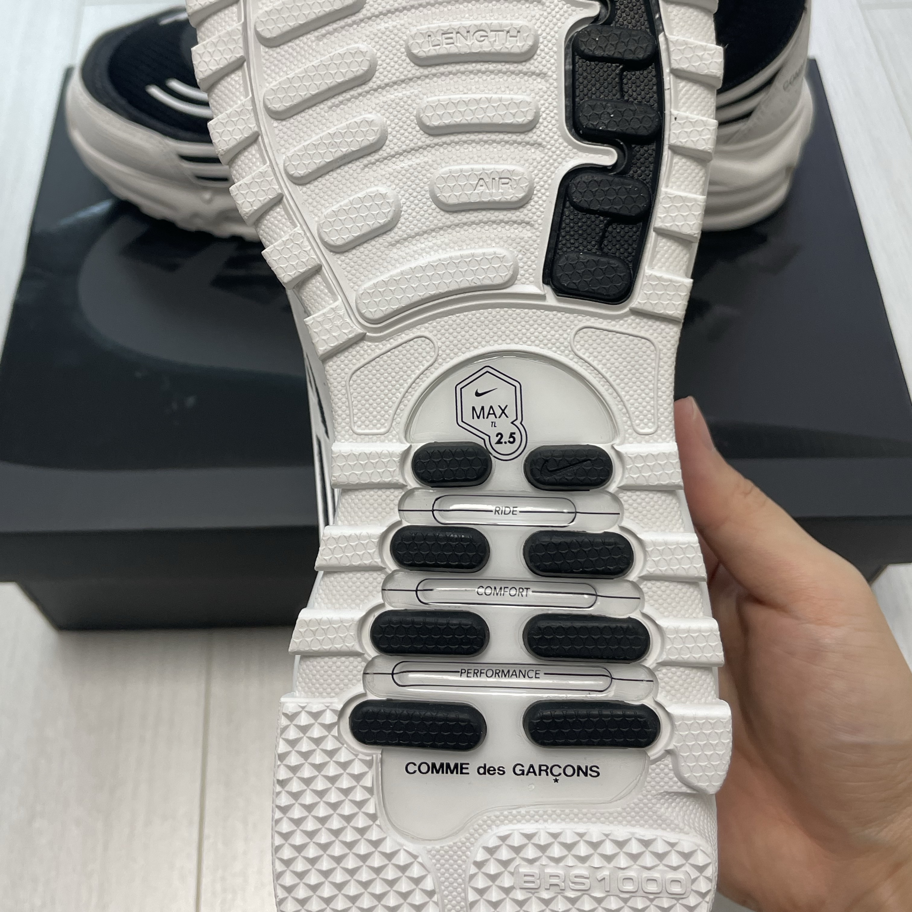 Nike x Comme des Garcons Homme Plus Air Max TL 2.5 Black White 착용 스타일 - 2
