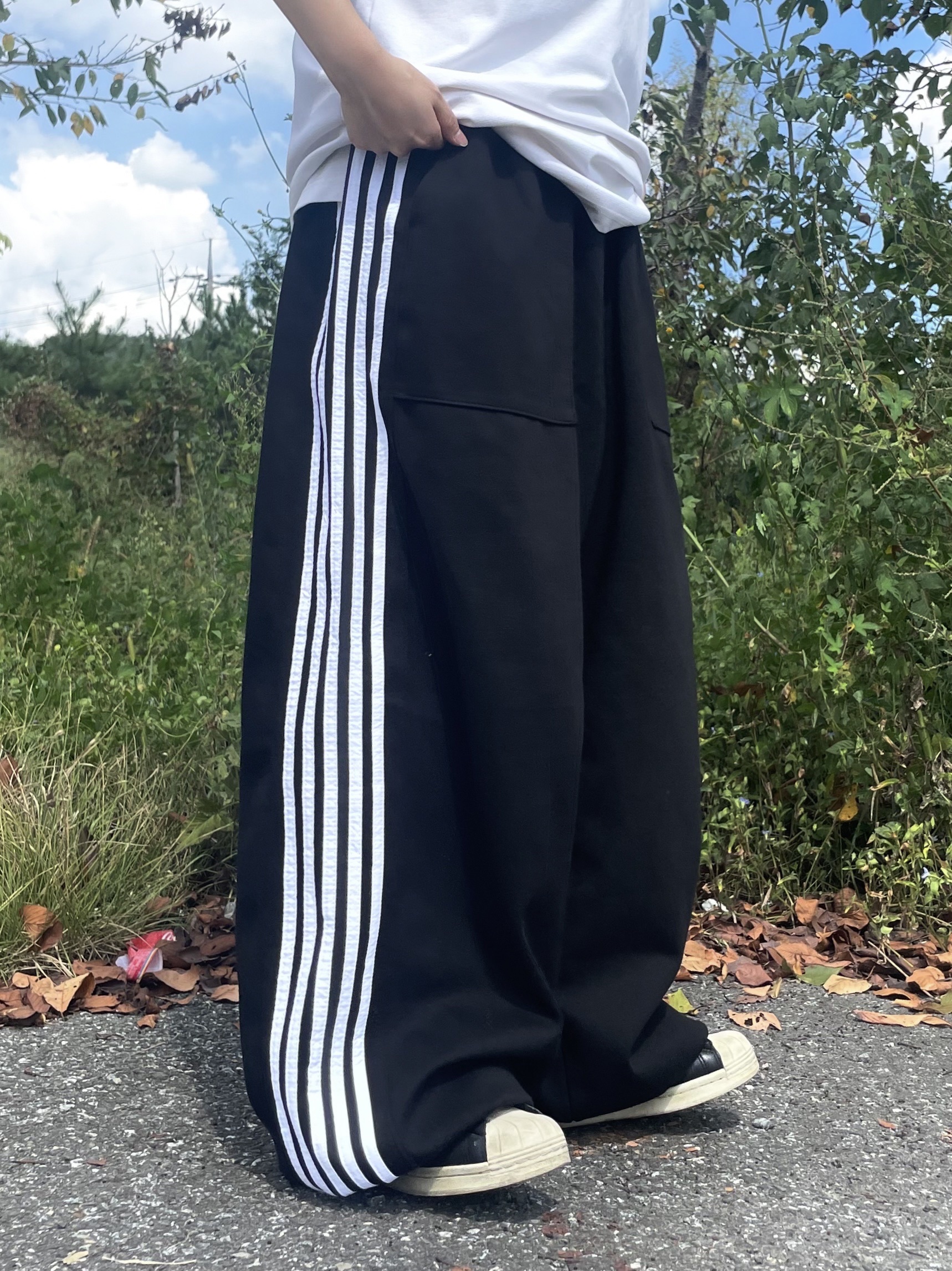 Adidas Superstar Premium Black White, Hello Sunrise  Two Tone Washed OG Logo 6panel Cap Off White & Black 착용 스타일 - 5