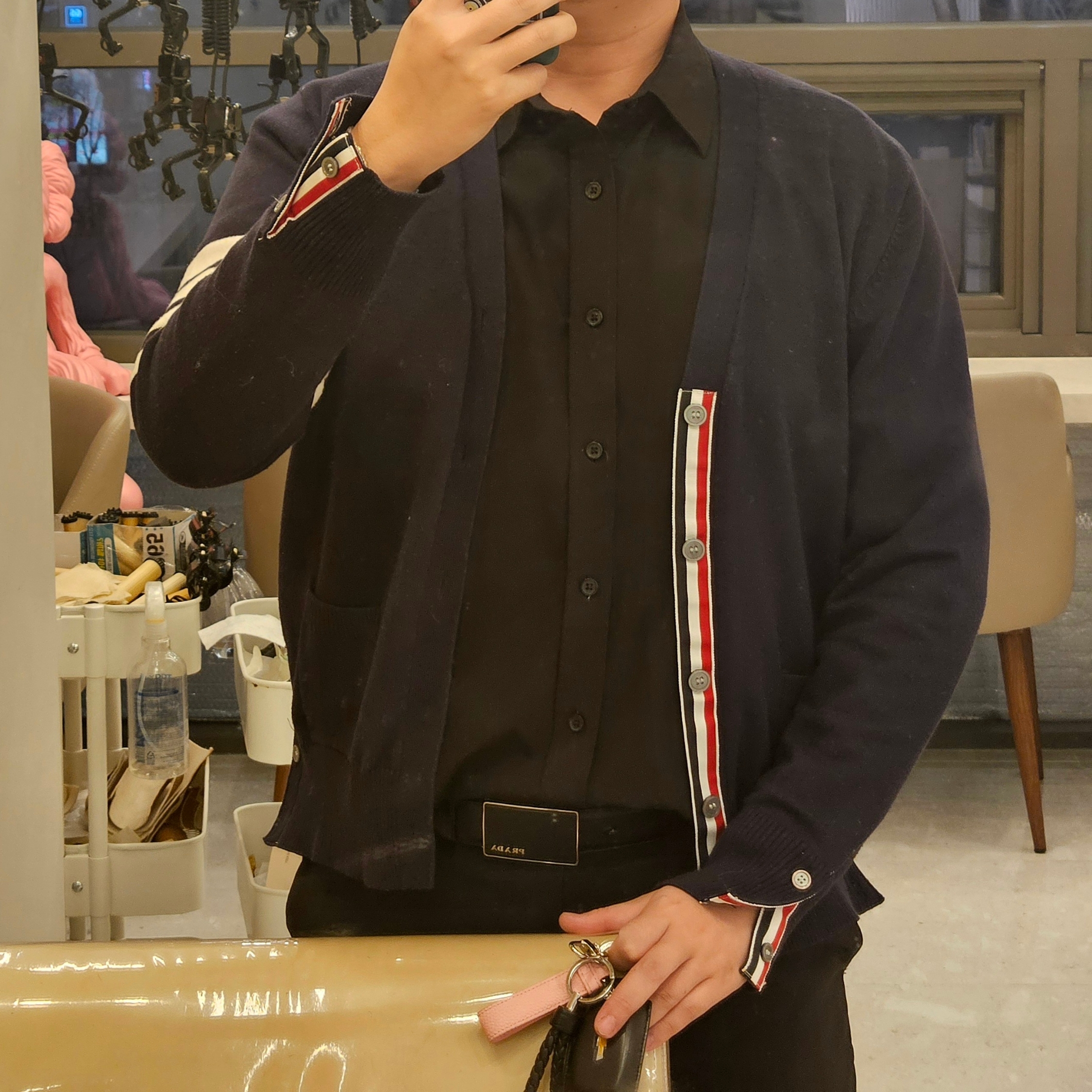 Thom Browne Sustainable Fine Merino Wool 4-Bar Classic Cardigan Navy, Prada Saffiano Leather Belt Black 착용 스타일