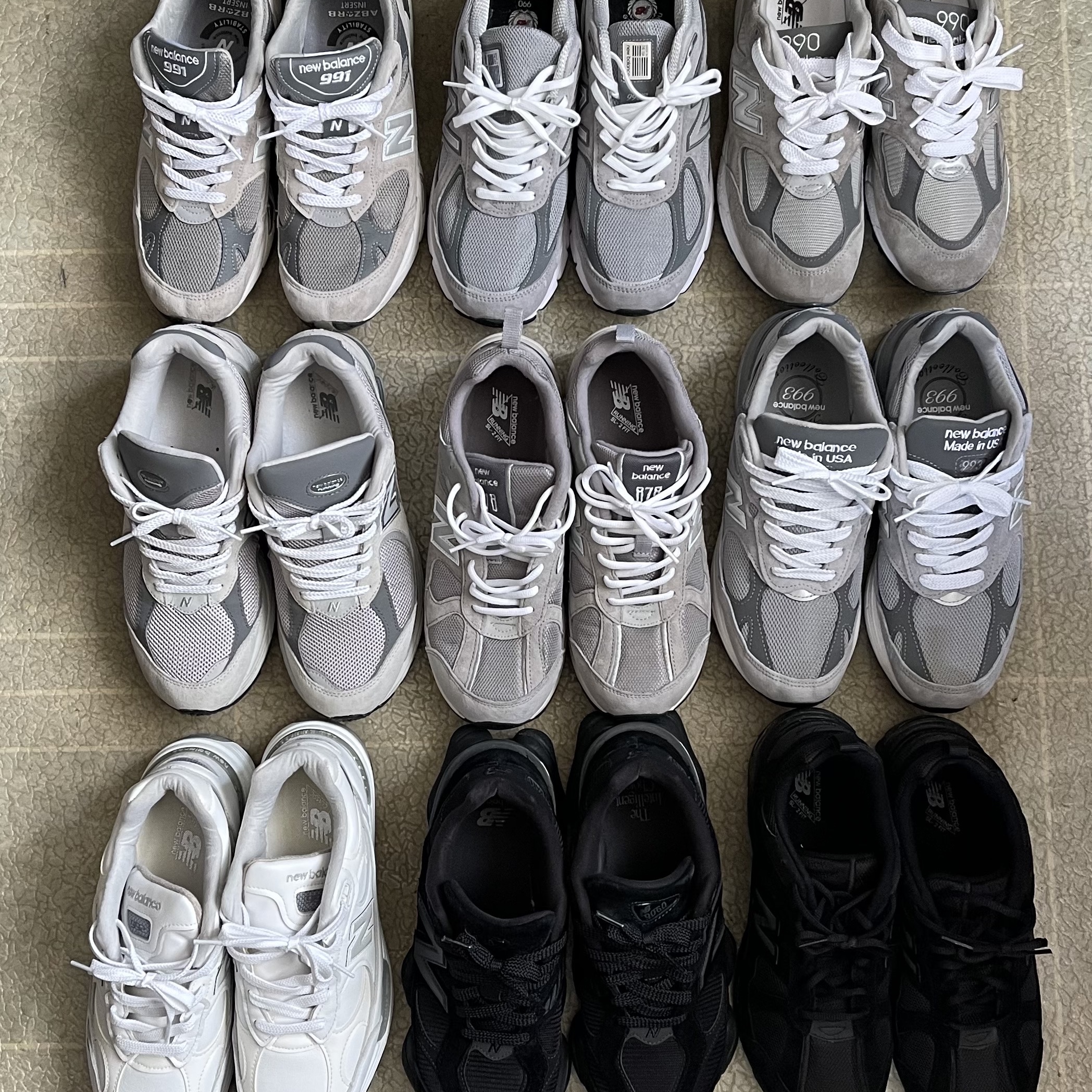 New Balance 991 Made in UK Grey, New Balance 990v4 Made in USA Grey Silver 착용 스타일