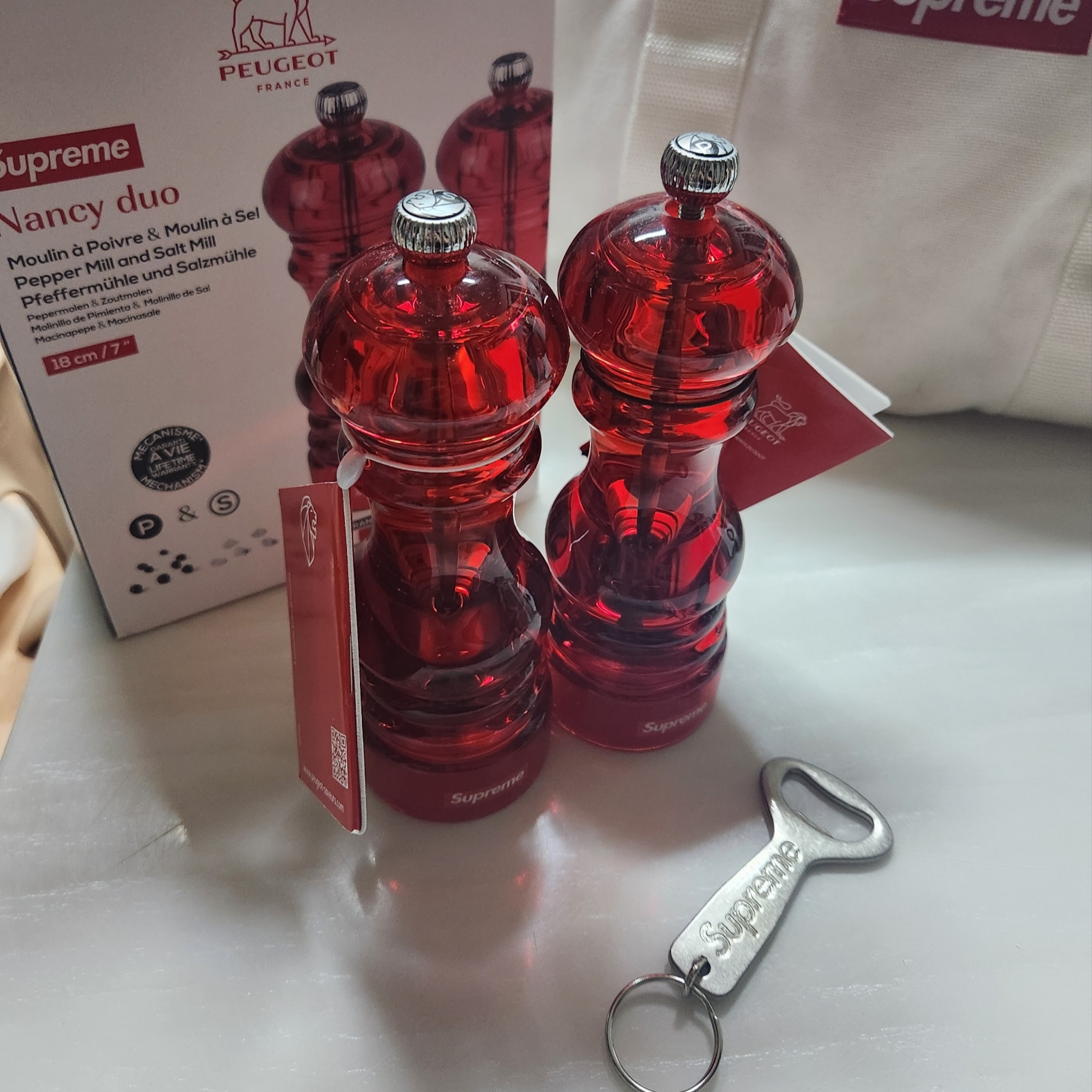 Supreme Bottle Opener Keychain Silver - 24FW, Supreme x Peugeot Salt & Pepper Mill Red (Set of 2) - 24FW 착용 스타일