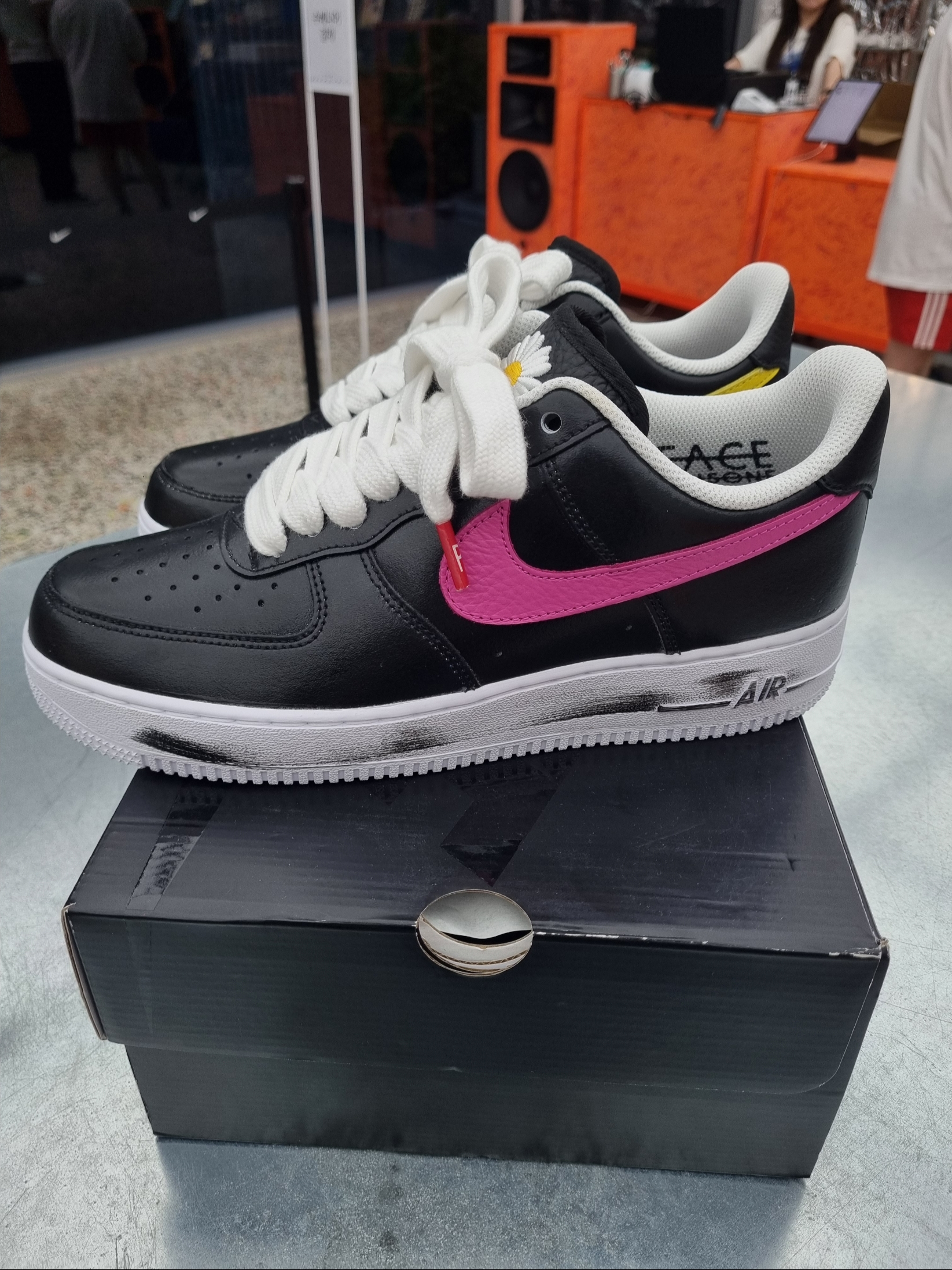 Nike x Peaceminusone Air Force 1 Low Para-Noise 3.0 Black and Multicolor 착용 스타일 - 1