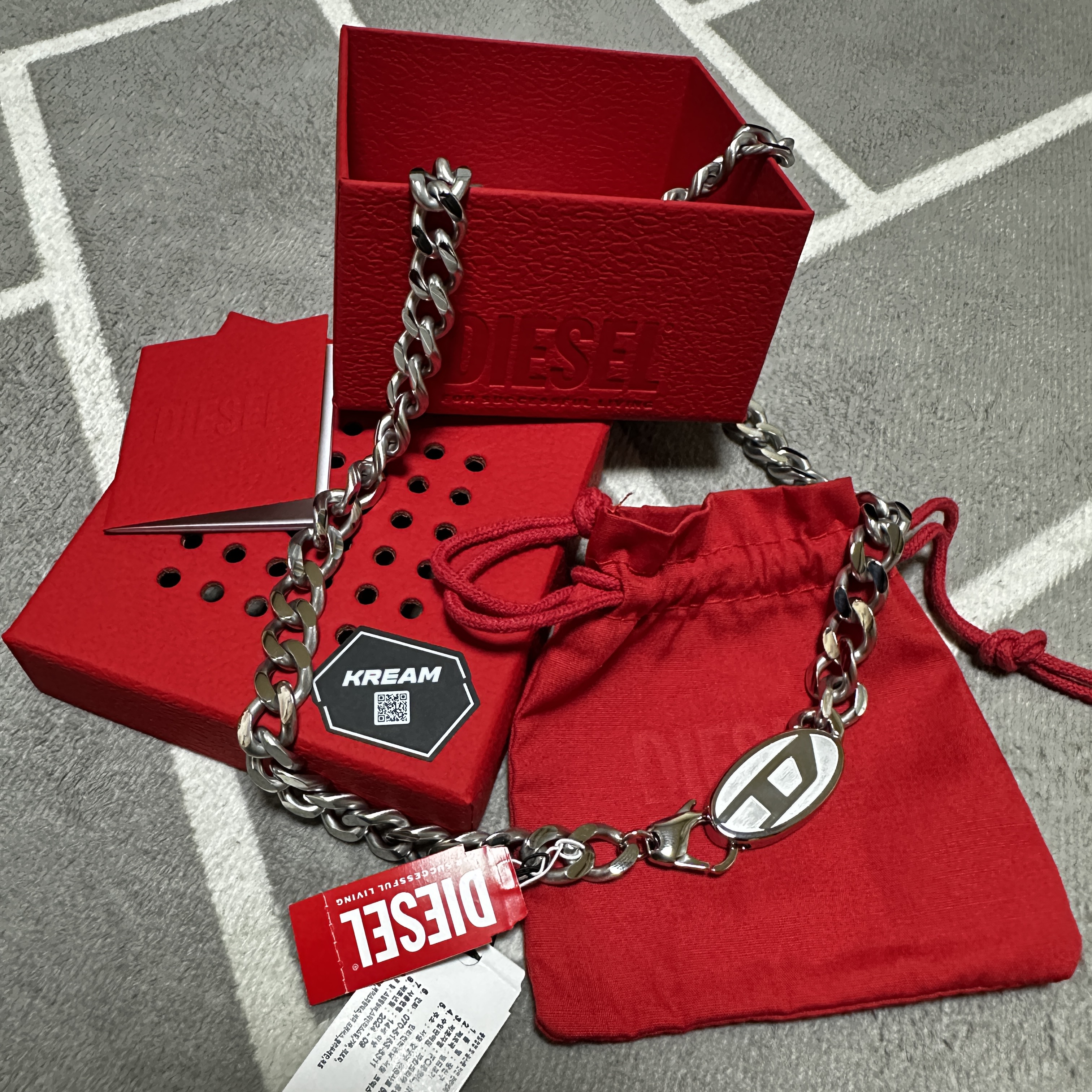 Diesel Dx1509 Stainless Steel Chain Necklace Silver 착용 스타일 - 2
