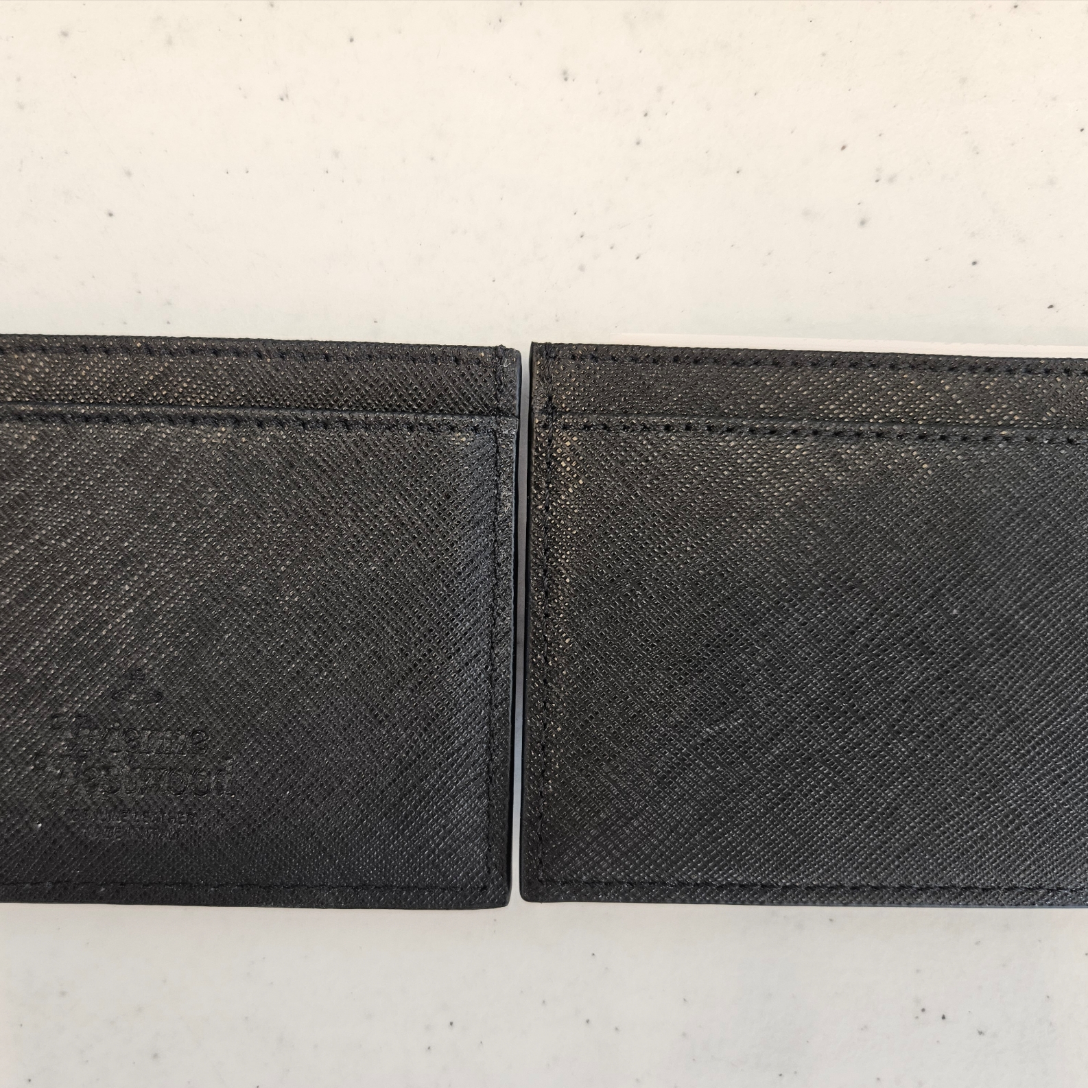 Vivienne Westwood Logo Card Holder Black, Vivienne Westwood Flat Card Holder Black 착용 스타일 - 2