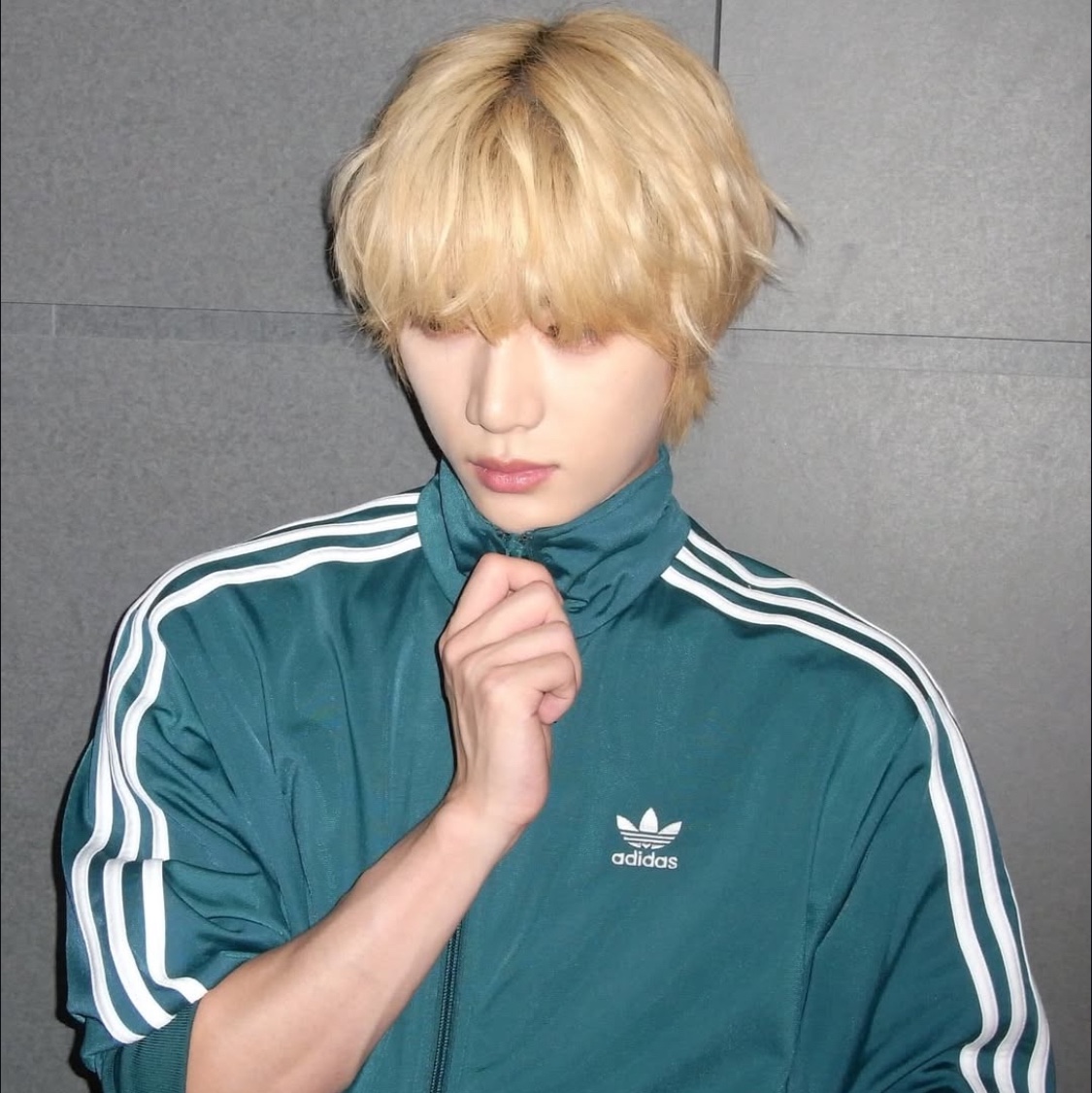 Adidas Adicolor Classic Beckenbauer Track Top Collegiate Green - KR Sizing 착용 스타일